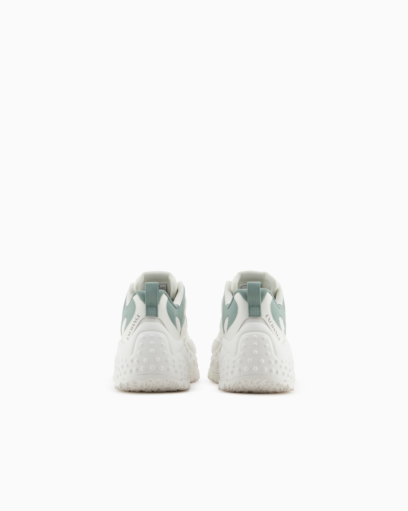 Chunky sneakers with contrasting inserts Slide 3