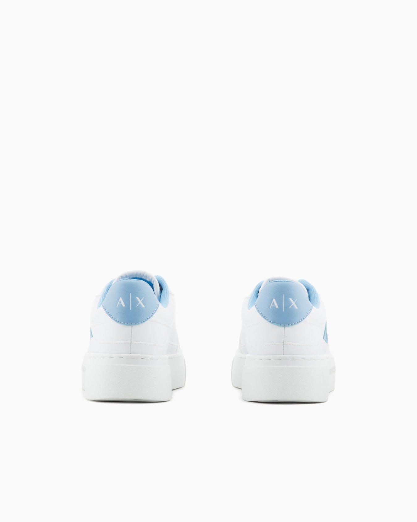 Sneakers with logo Slide 3