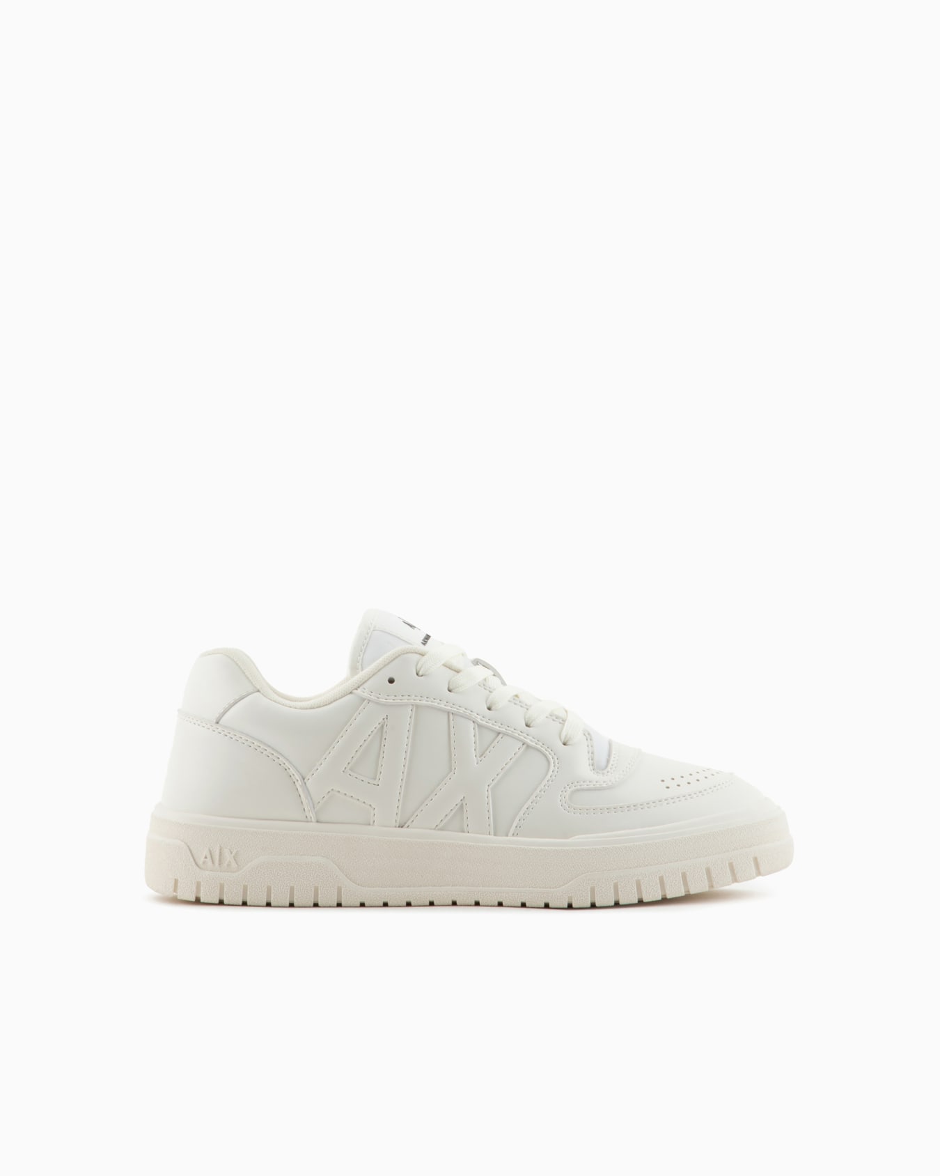  Oversized sneakers with maxi logo Slide 0