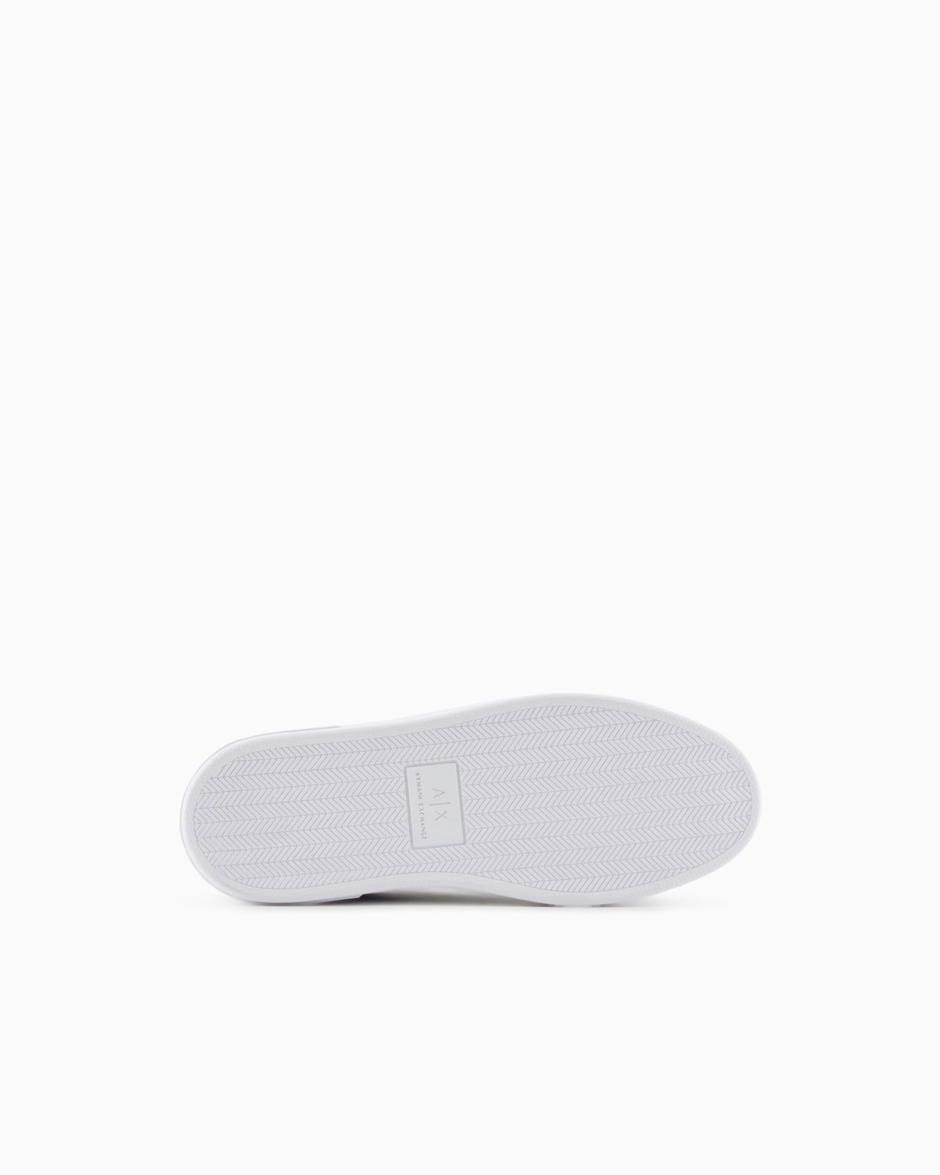 Sneakers with matching embroidered logo and metal detail Slide 5