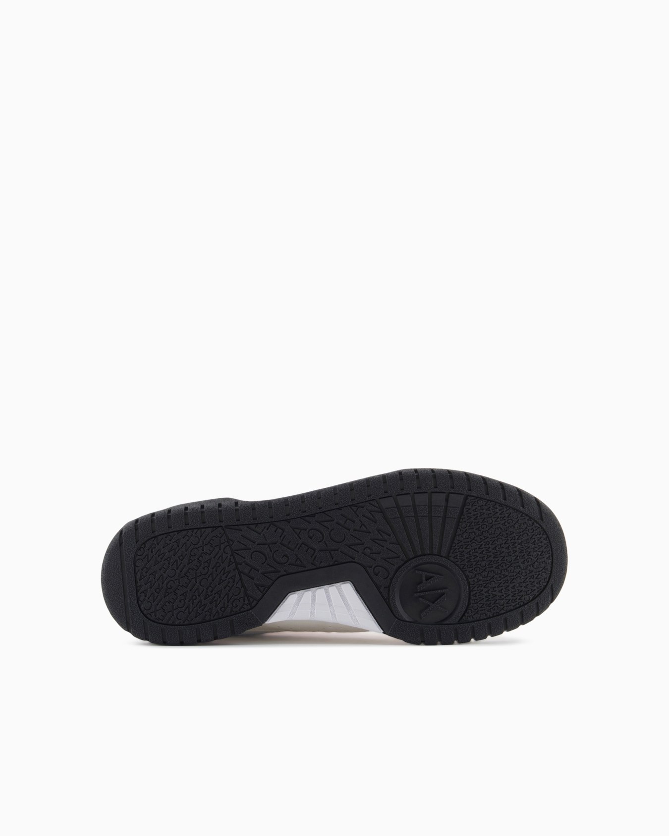 Sneakers with metal details and logo Slide 5