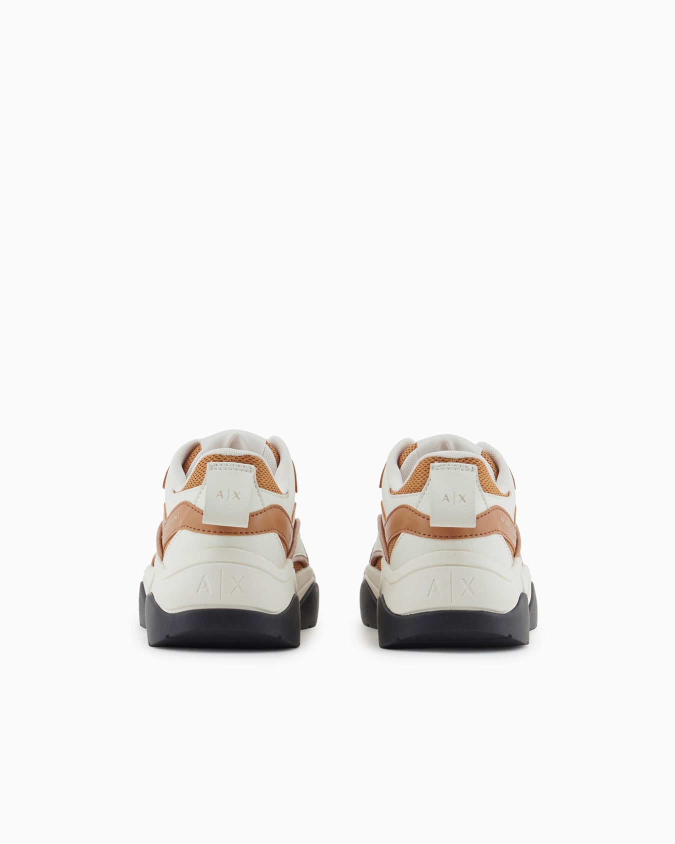 Chunky sneakers with contrasting inserts Slide 3