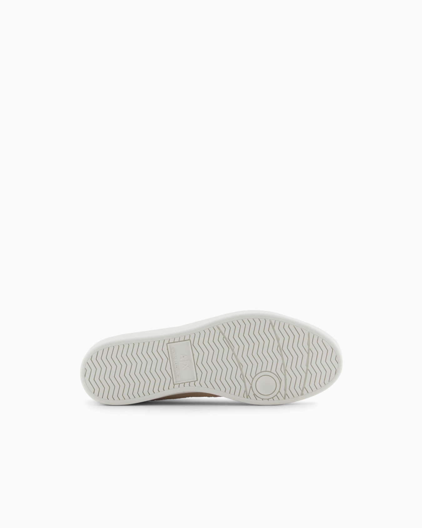 Sneakers with allover logo inserts Diapositiva 5