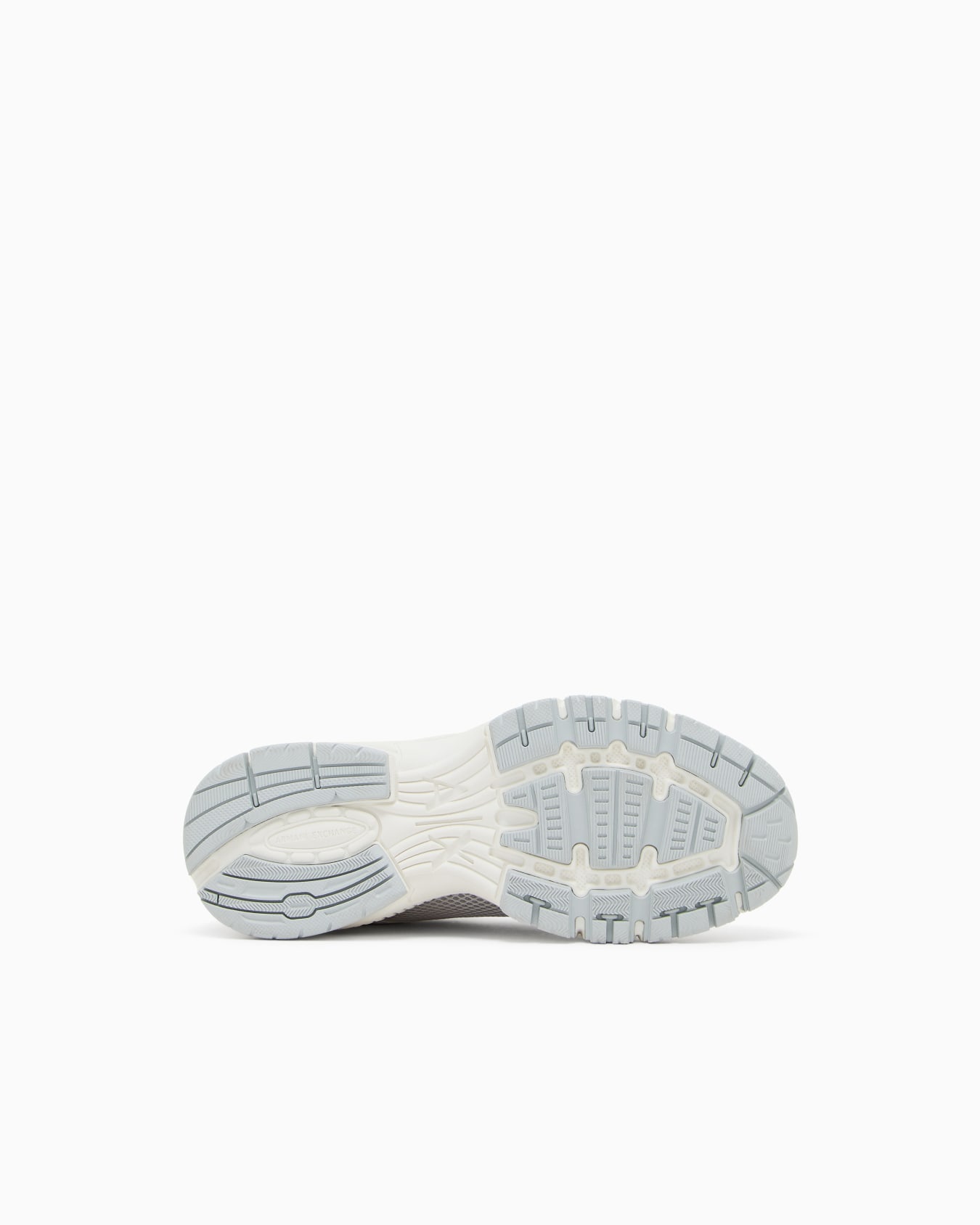 Chunky sneakers with contrasting inserts Slide 5