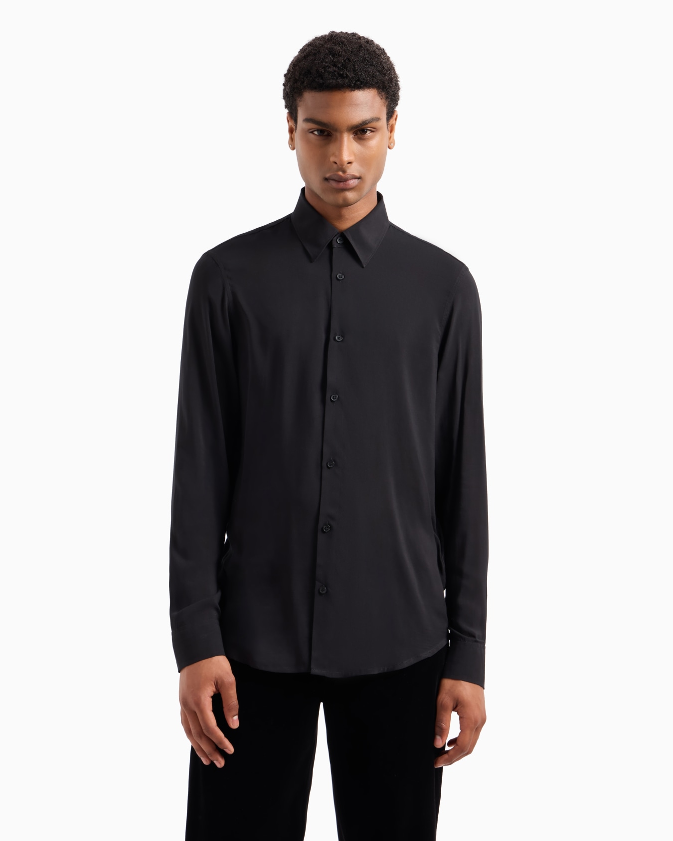 Camisa regular fit de satén de algodón elástico Diapositiva 1