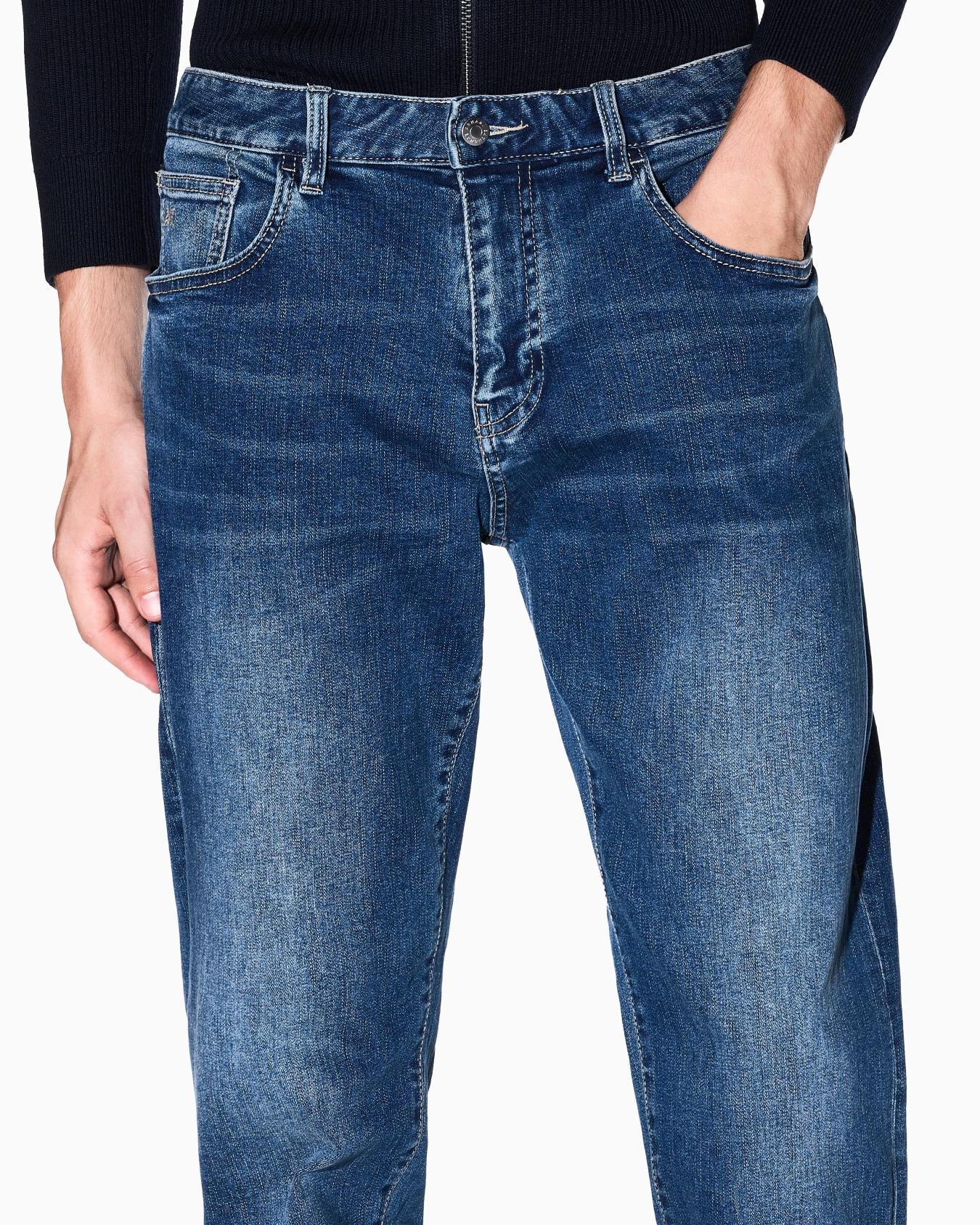 Slim Jeans Slide 5