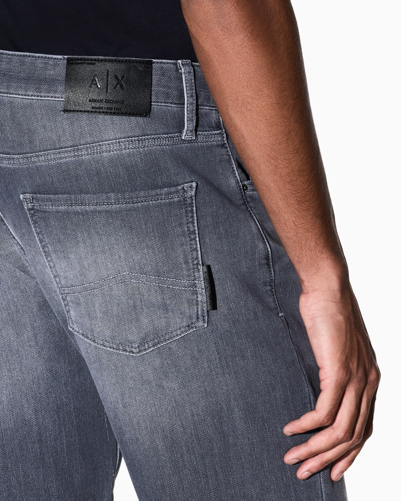 Stone washed regular fit jeans Slide 4