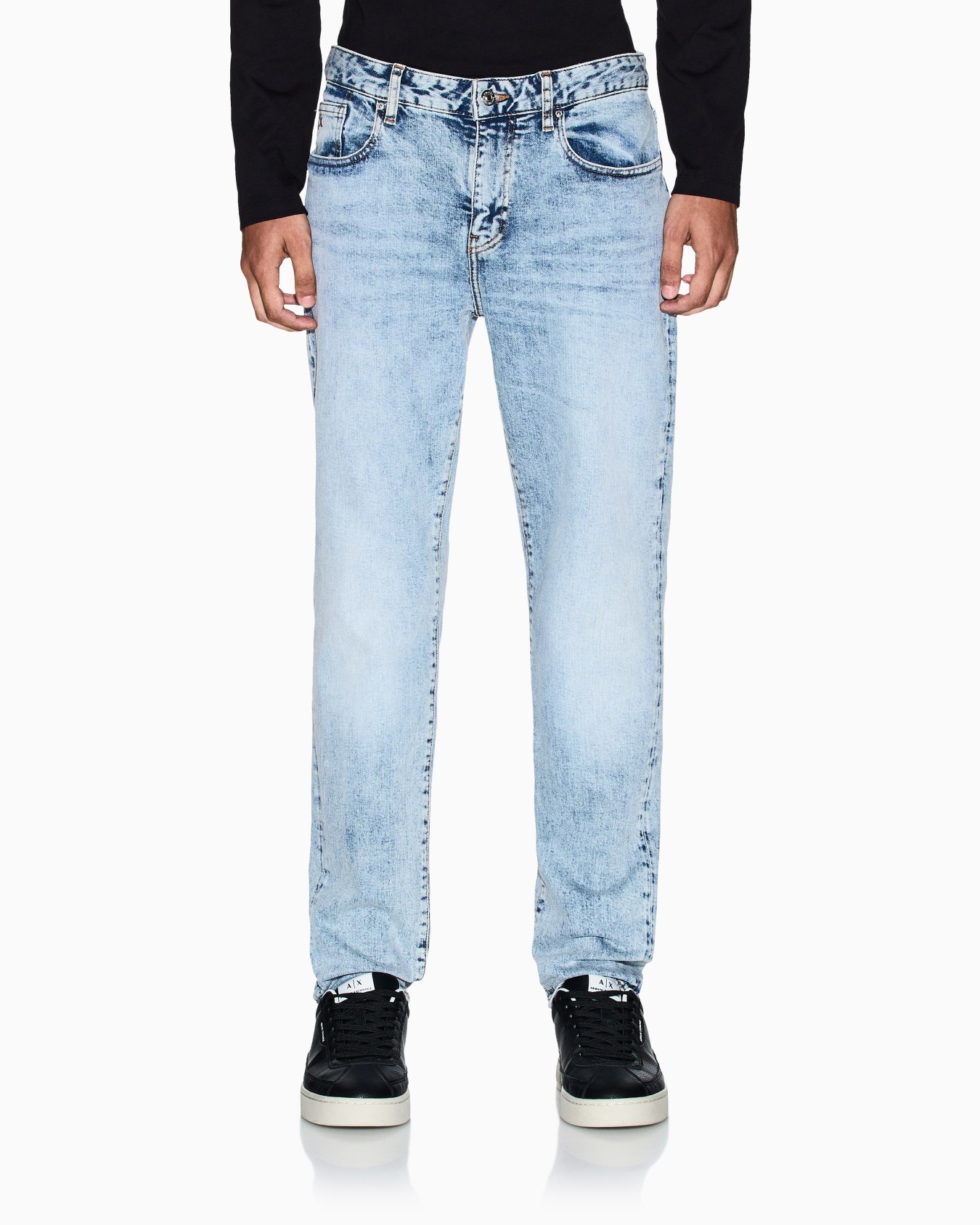Vaqueros slim fit en denim elástico Diapositiva 3
