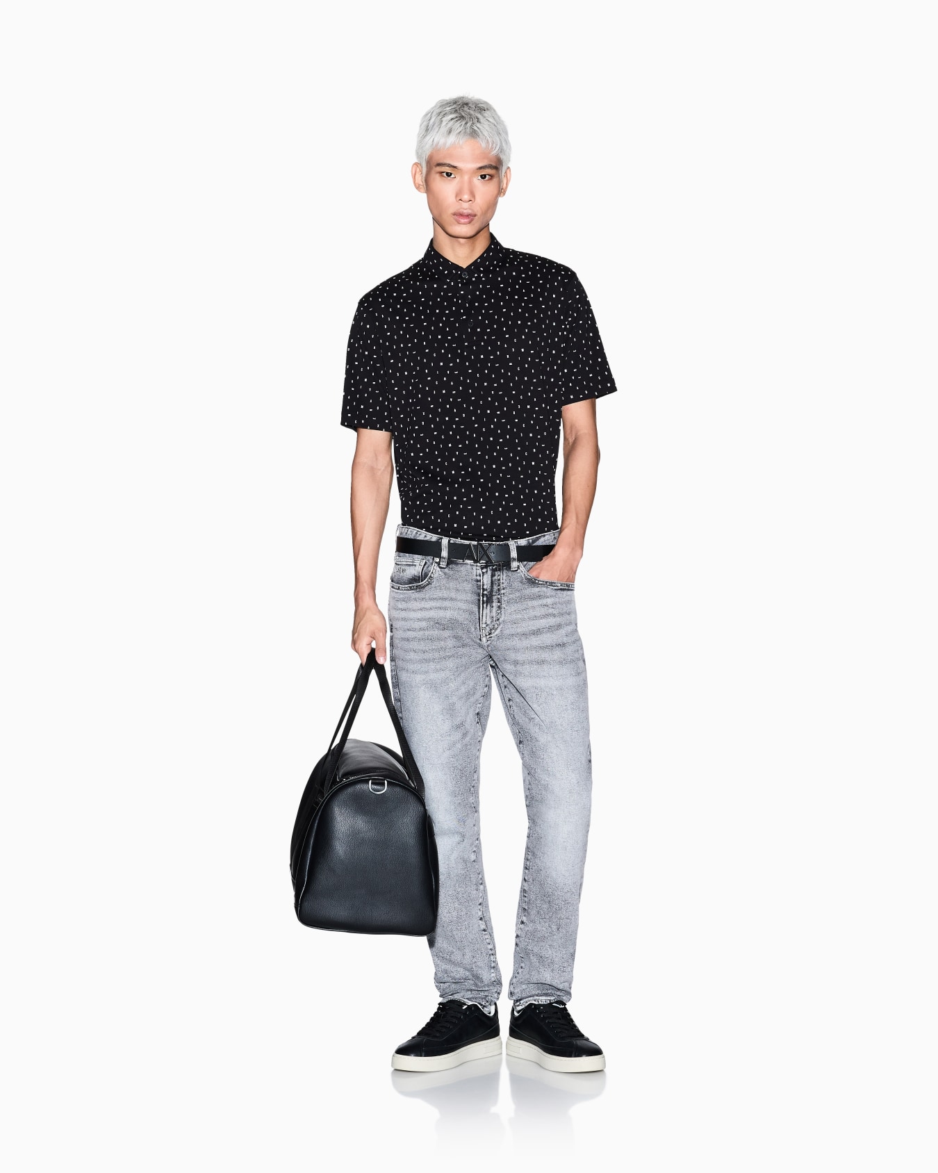 Vaqueros slim fit en denim elástico Diapositiva 1
