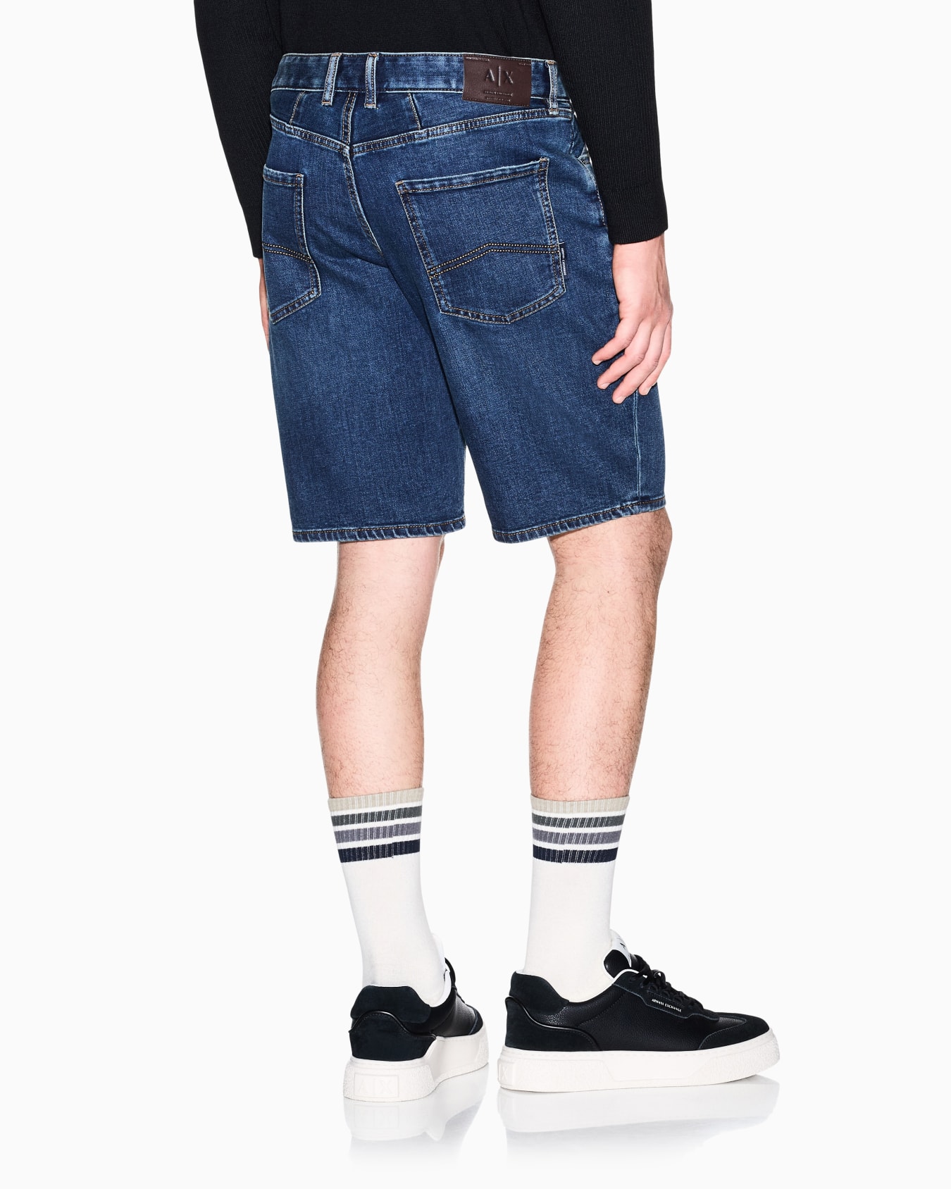 Comfort Fit Light Wash Blue Denim Shorts Slide 3