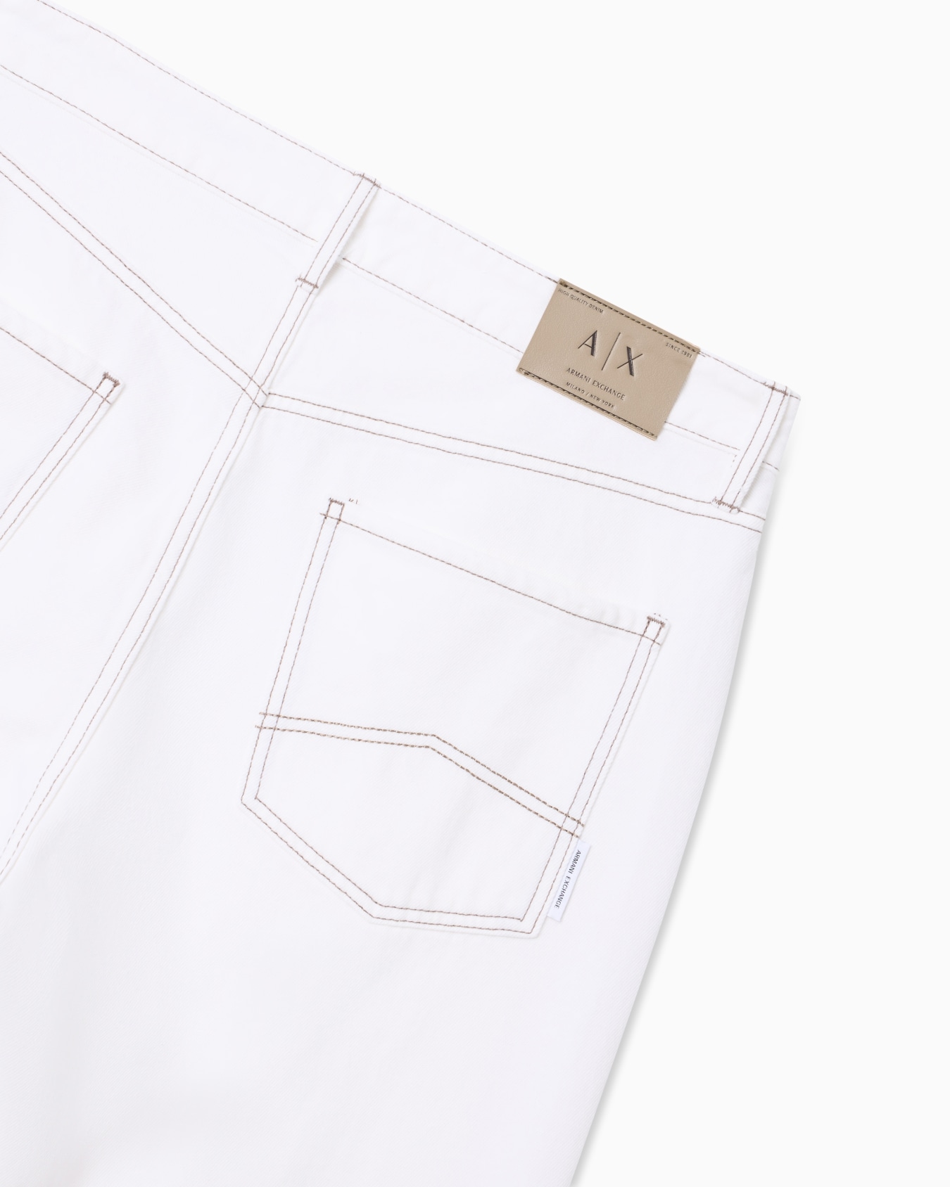 Loose cotton jeans Slide 3