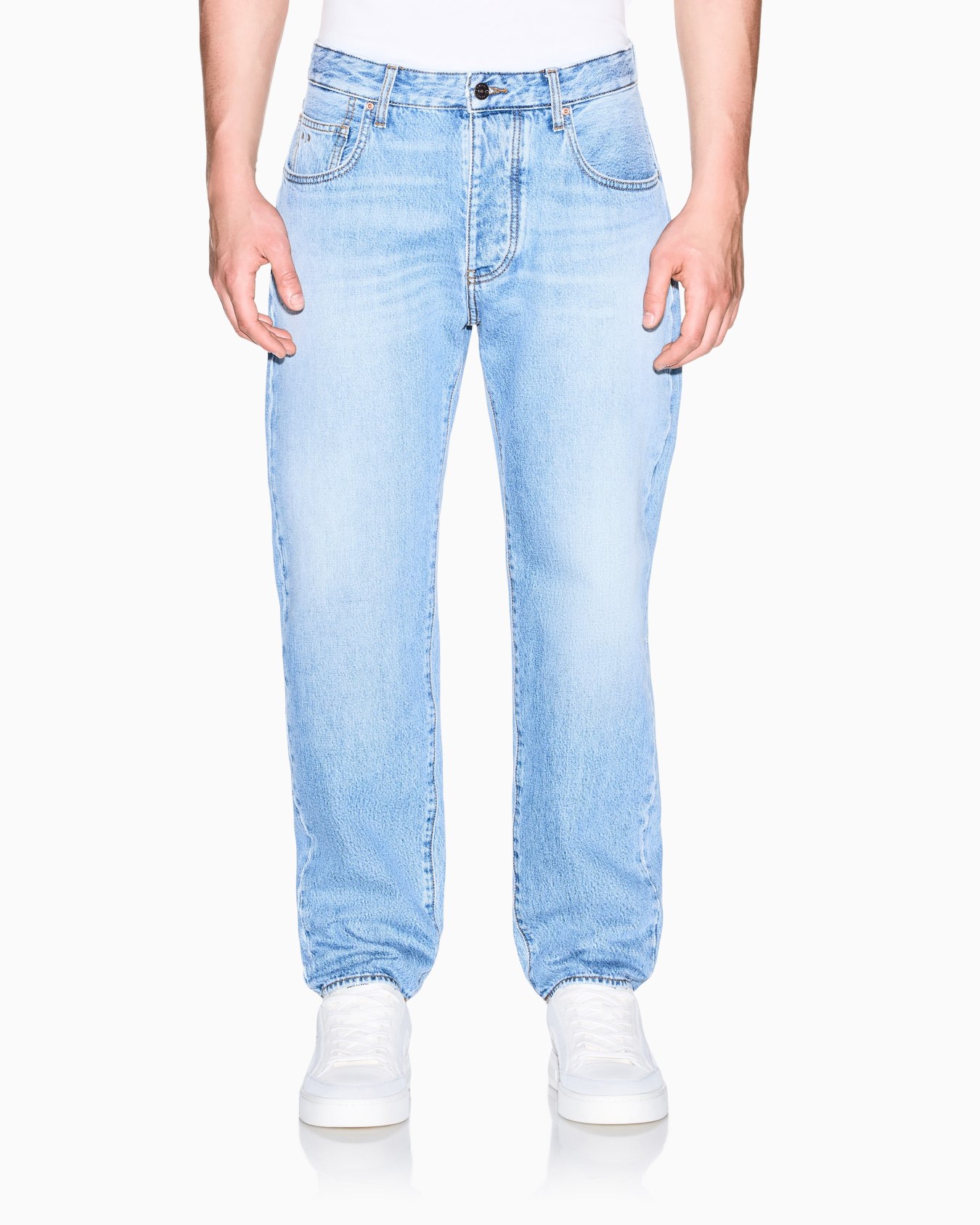 oversized fit 5 pockets denim pant in washed cotton Slide 3