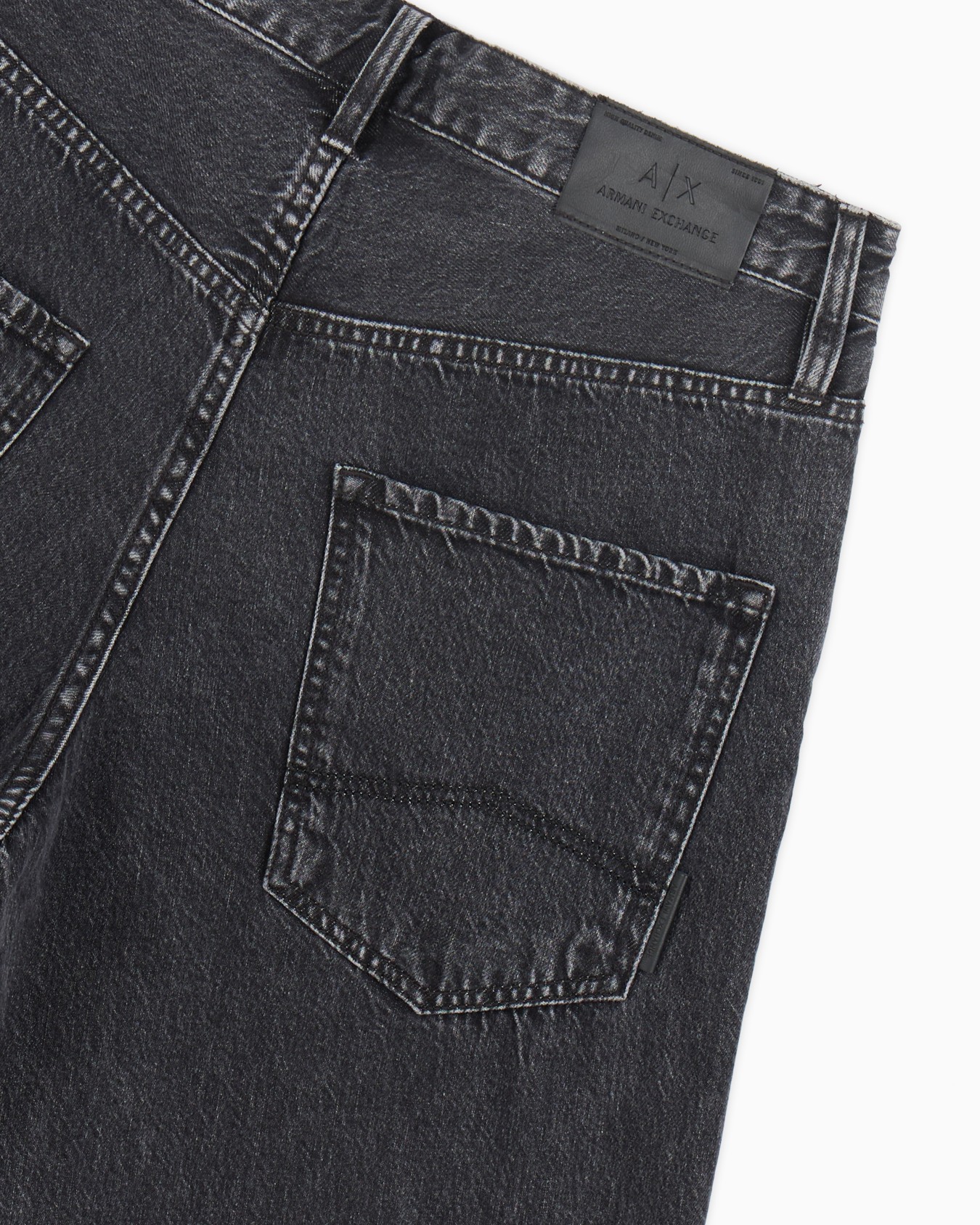 J83 baggy fit jeans in cotton blend denim Slide 5