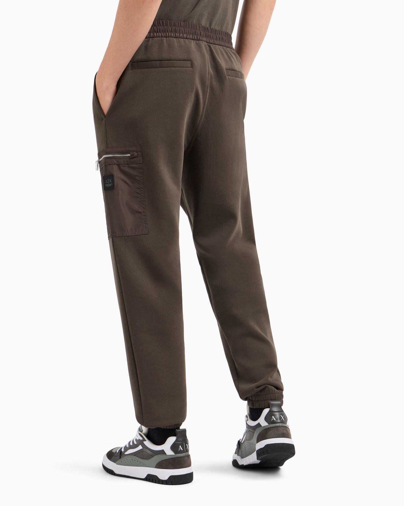 Pantalón oversize con bolsillo con cremallera Diapositiva 2