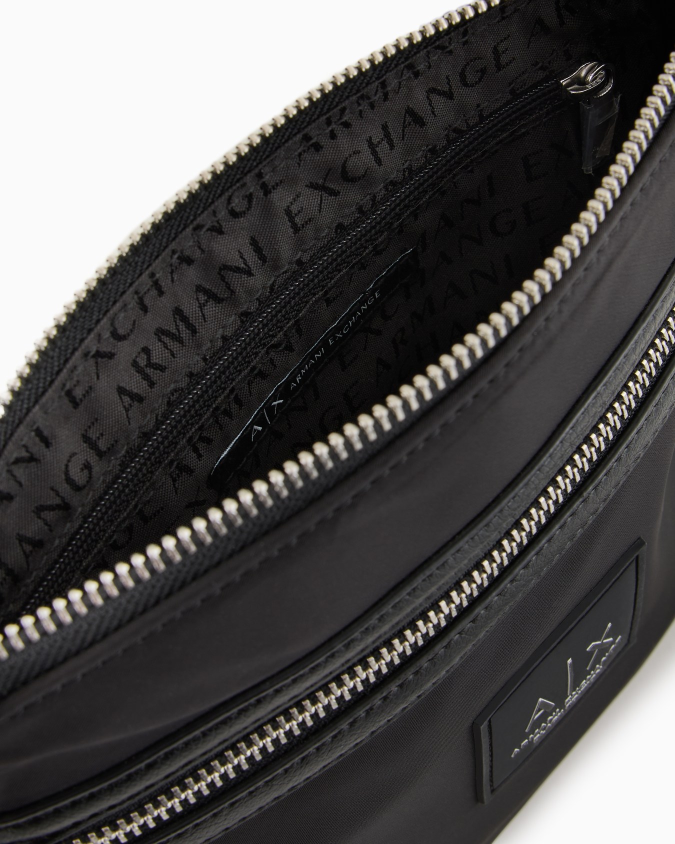 Bolso bandolera de nailon Diapositiva 3