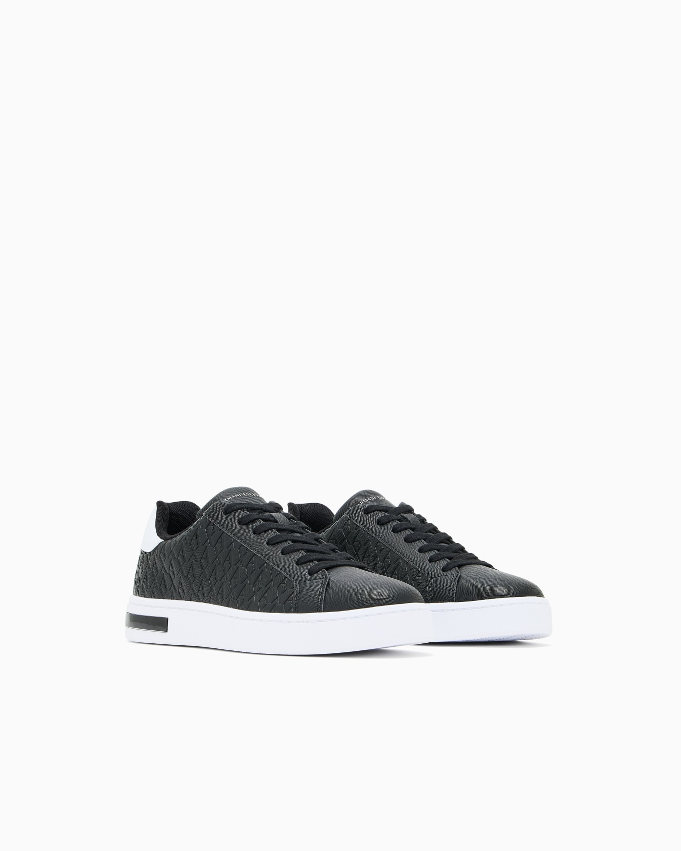 Zapatillas con cordones y logo en relieve por toda la prenda Diapositiva 1