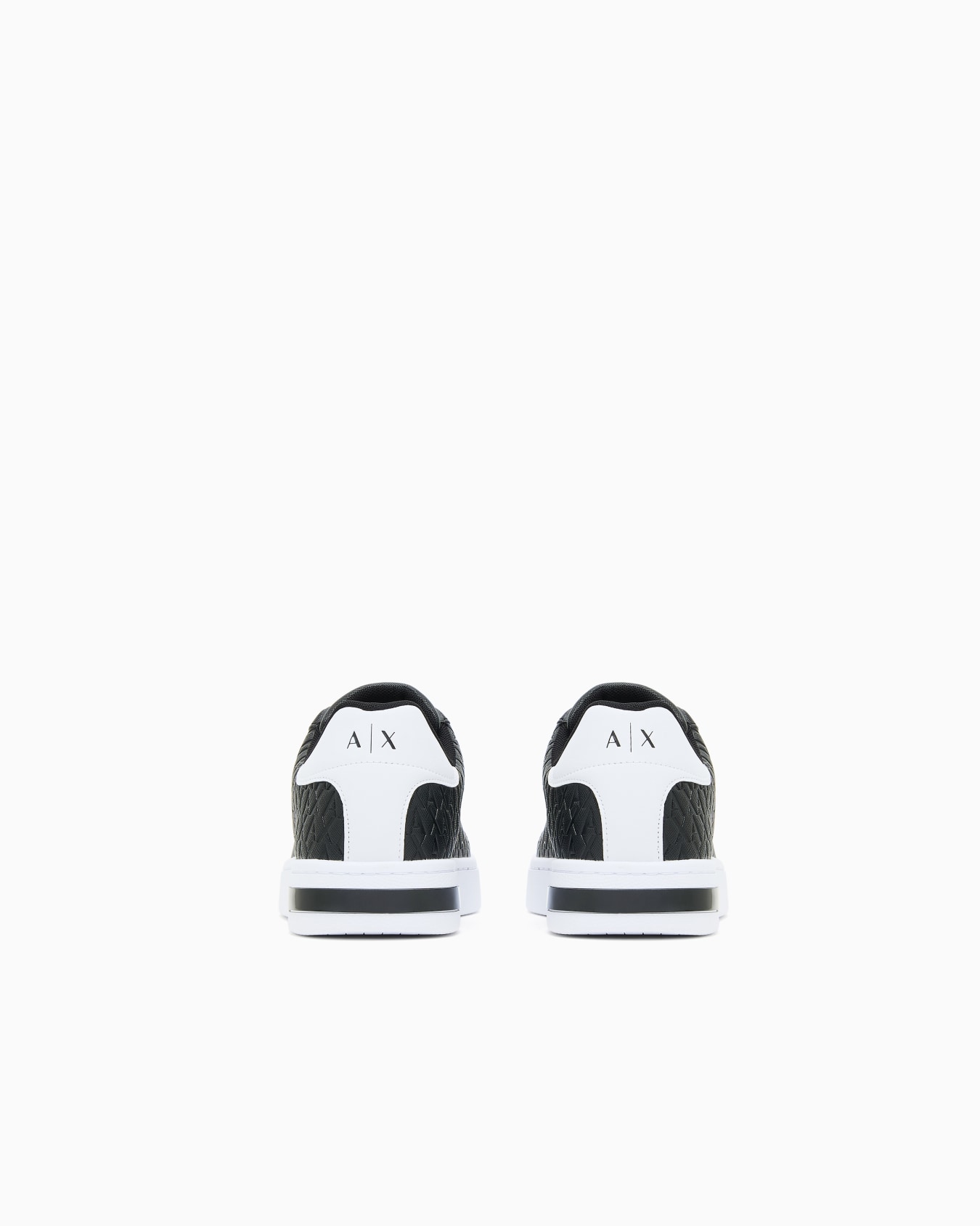 Zapatillas con cordones y logo en relieve por toda la prenda Diapositiva 3