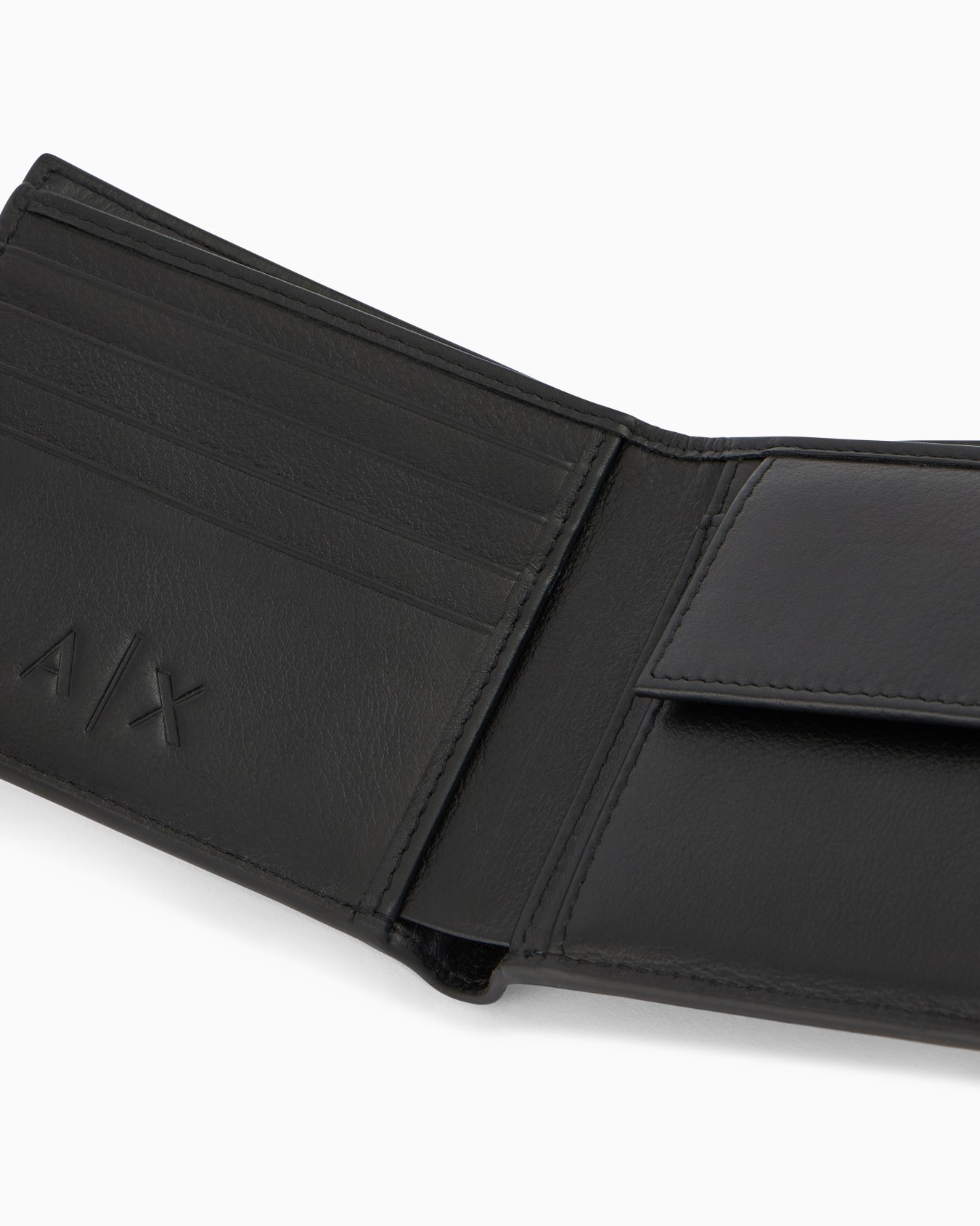 Portafoglio Minimal texture Martellata  Slide 3