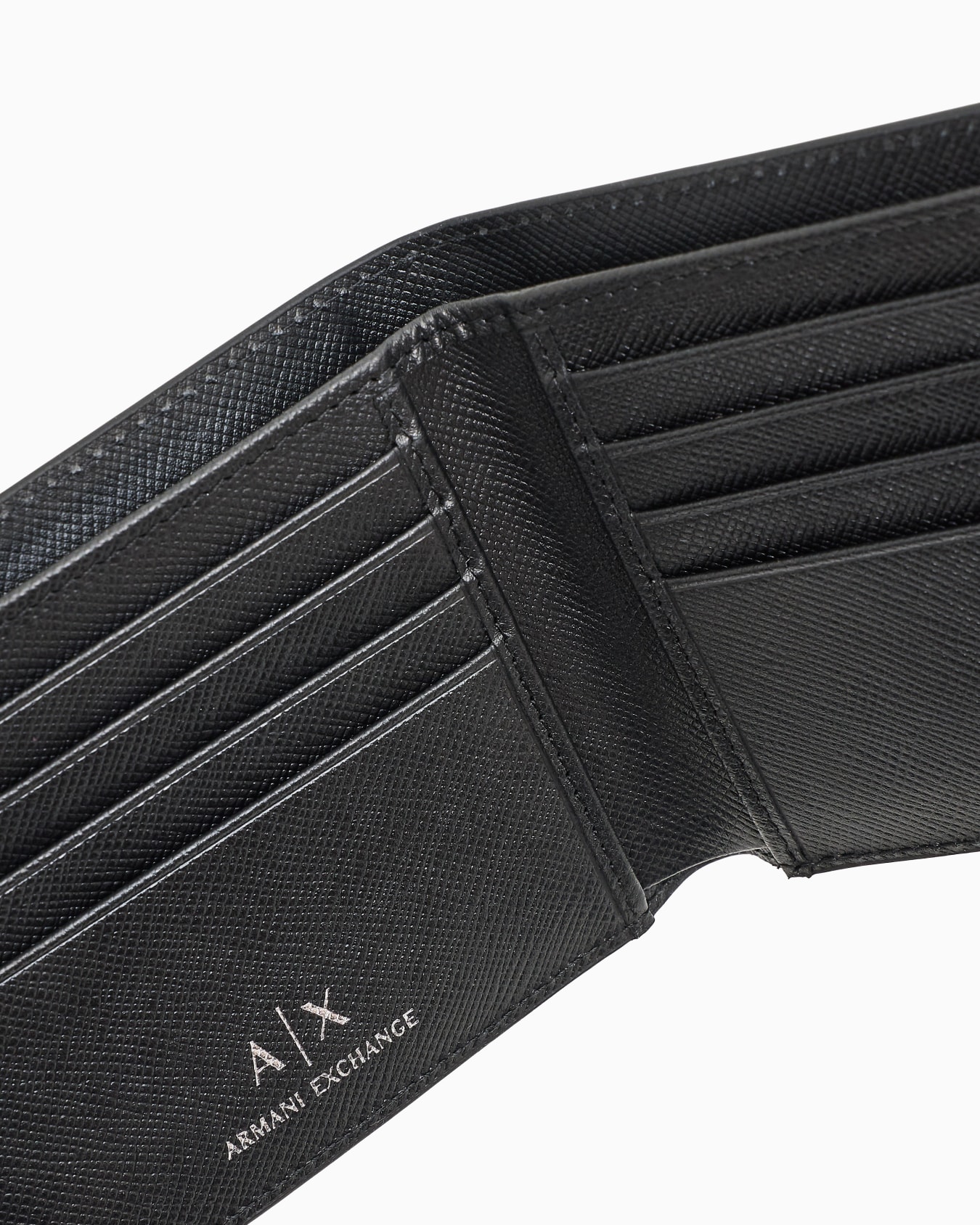 Portafoglio in materiale resistente Slide 3