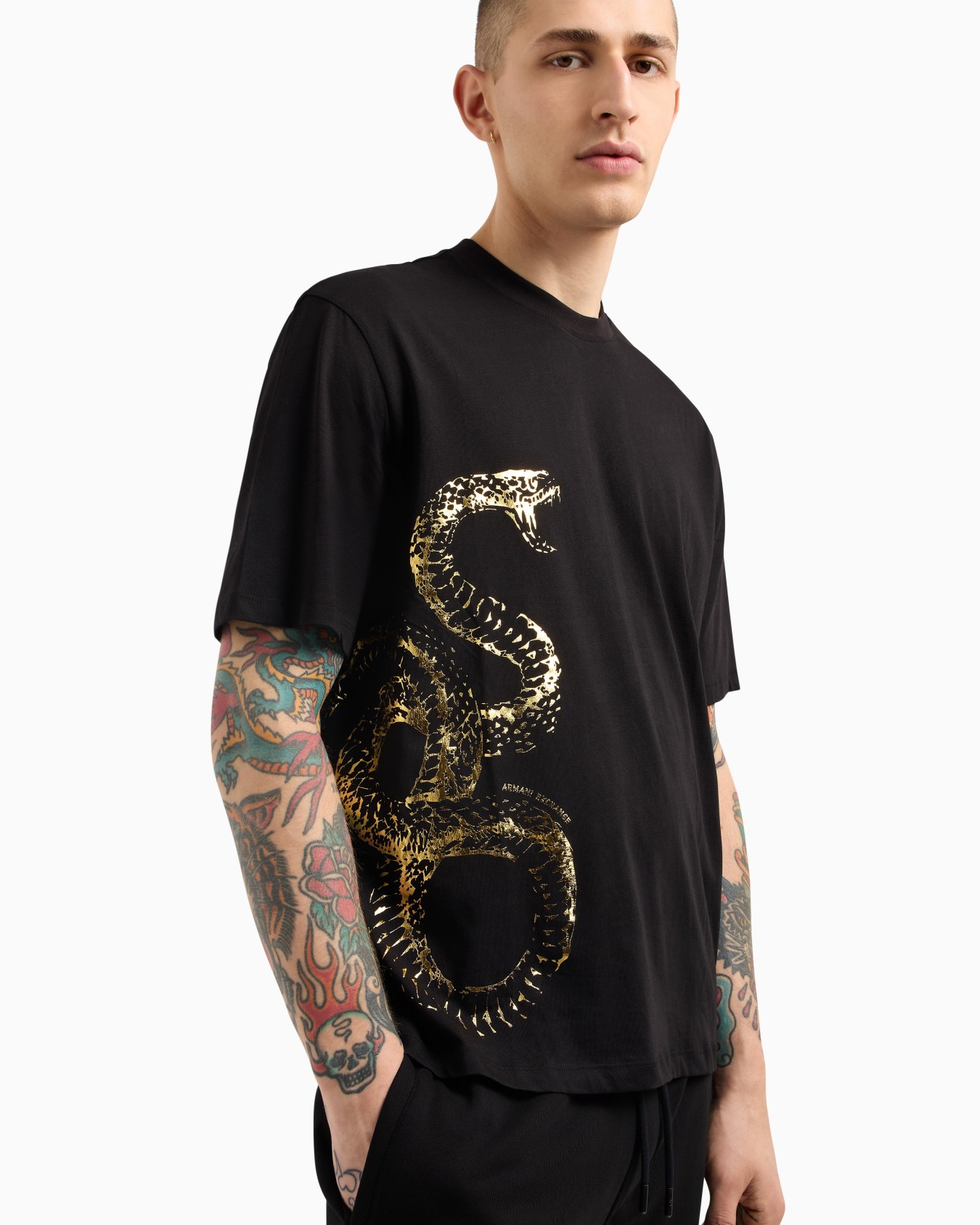 レギュラーフィットのジャージーTシャツ スライドする 5