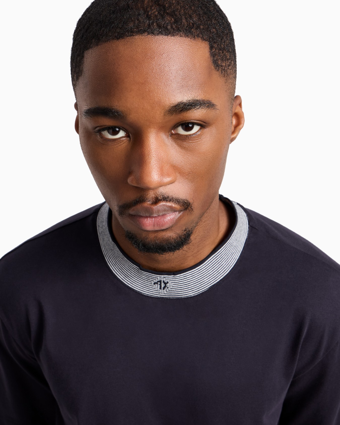Regular fit T-shirt with striped profile neckline Slide 4