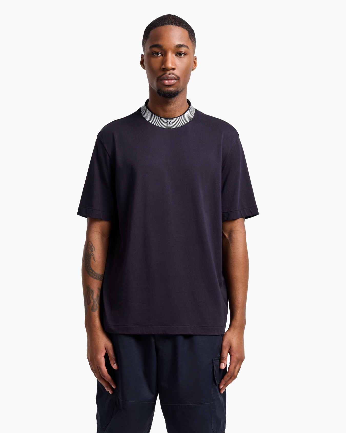 Regular fit T-shirt with striped profile neckline Slide 3