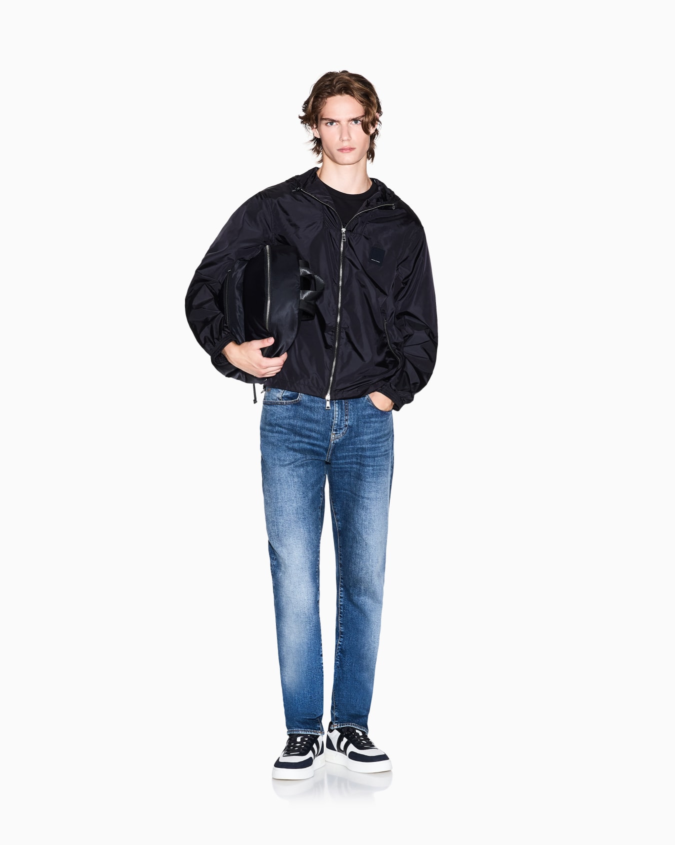 Windbreaker Ultraleggero in Nylon Tecnico Slide 2