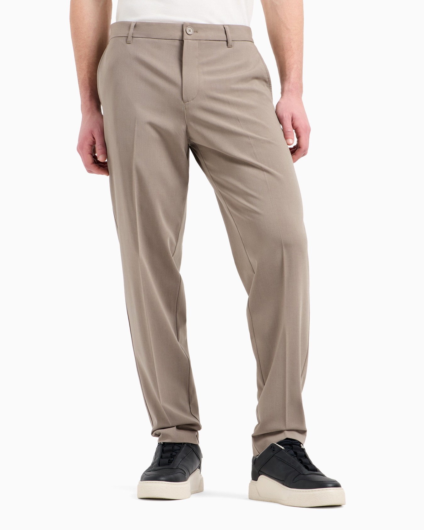 Chino trousers in flowing fabric Slide 3