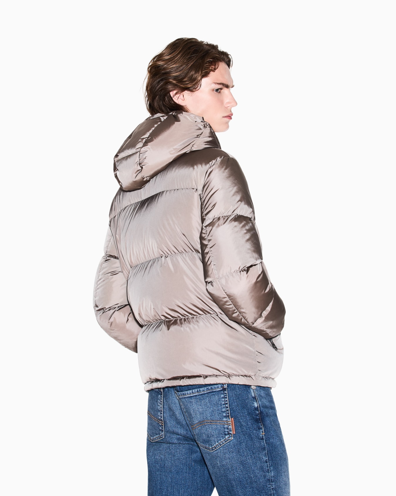 Padded jacket with hood Slide 3