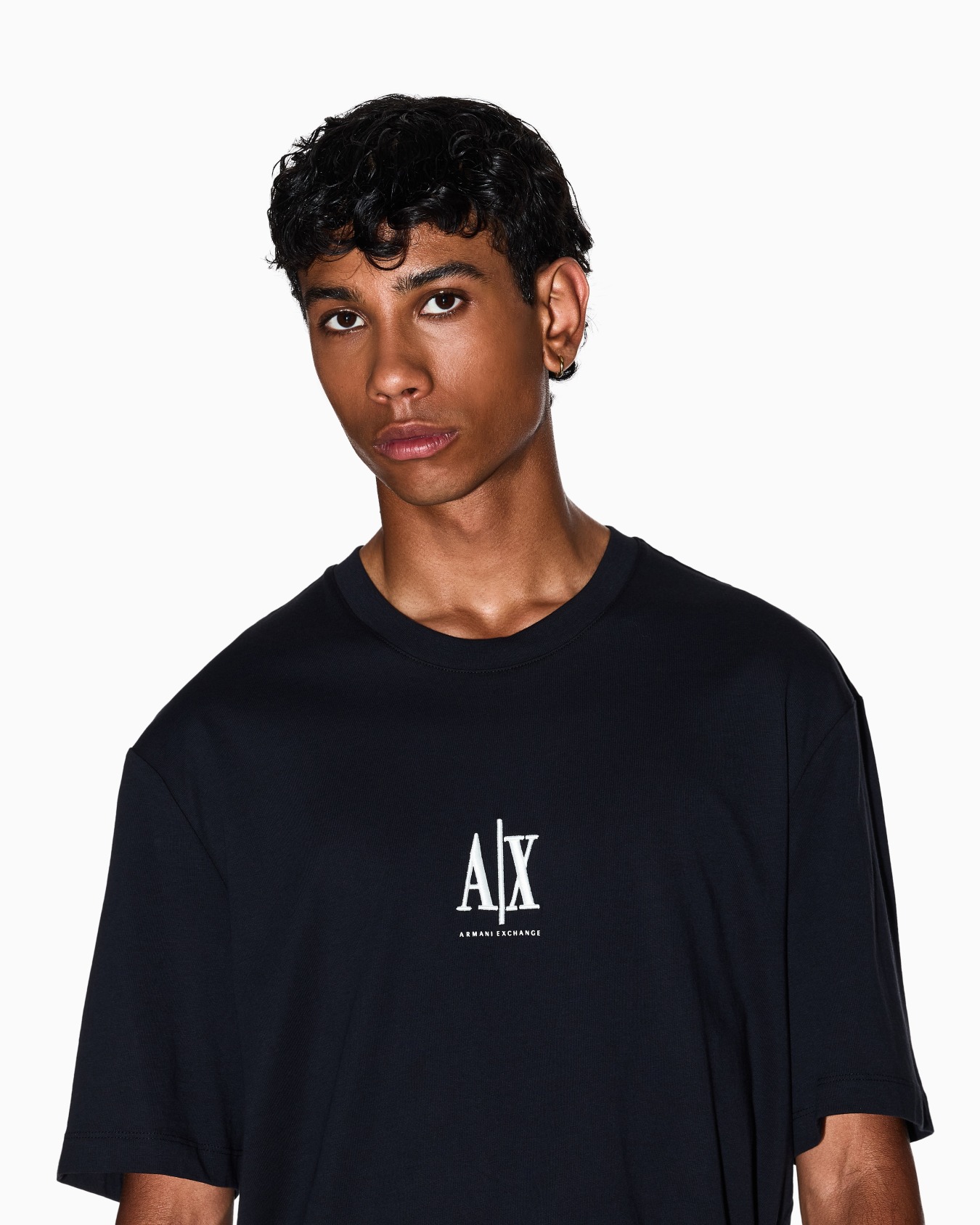 Regular fit T-shirt with embroidered logo Diapositive 5