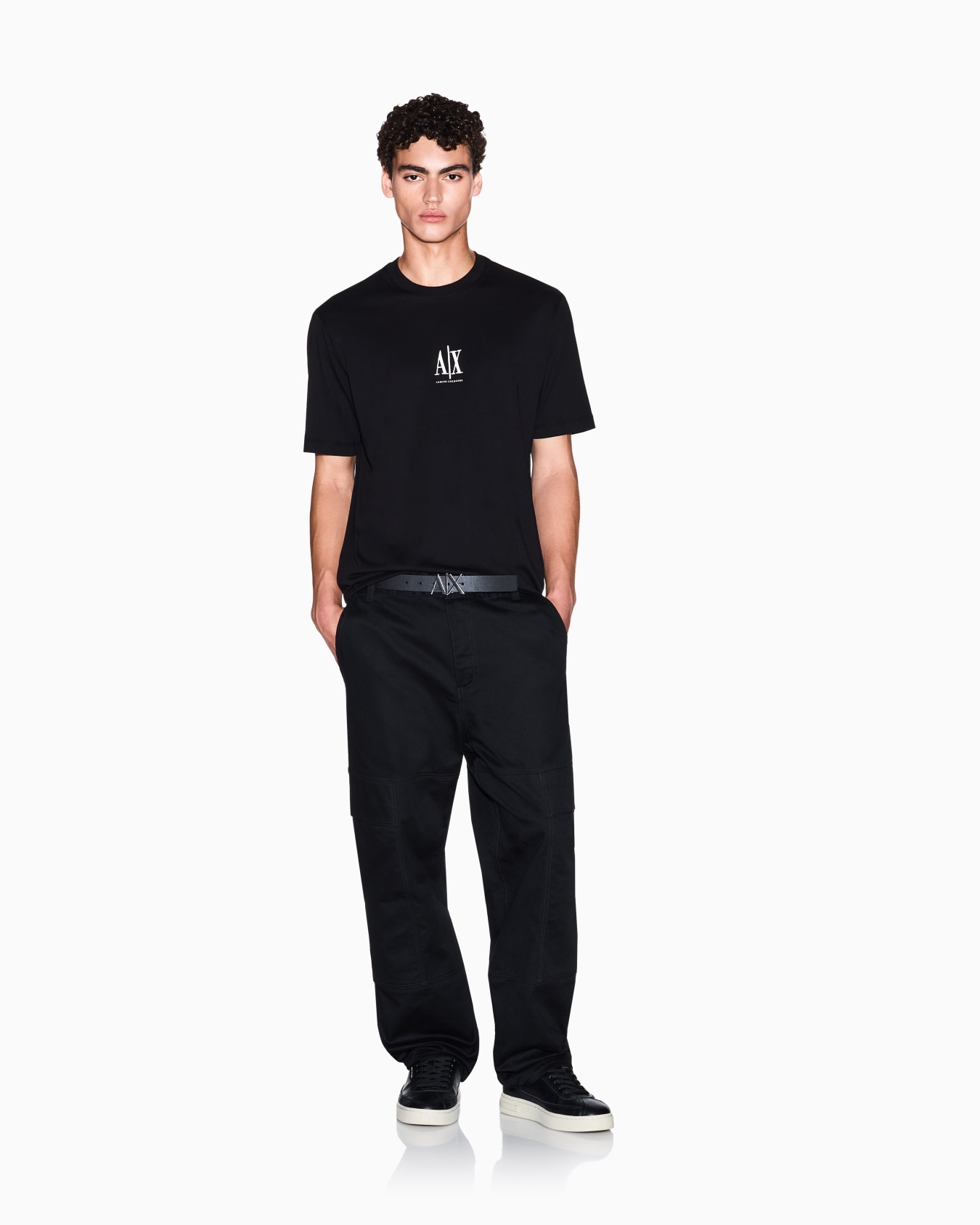 Regular fit T-shirt with embroidered logo Diapositive 1