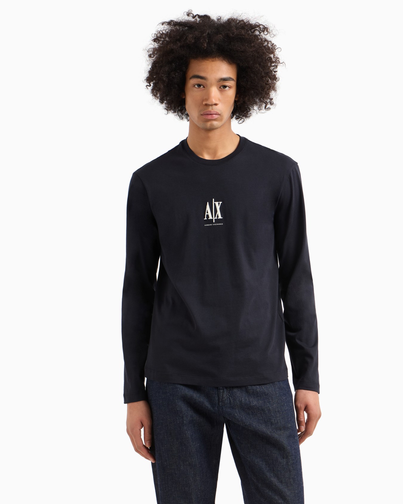 Long-sleeved T-shirt with embroidered logo Slide 3
