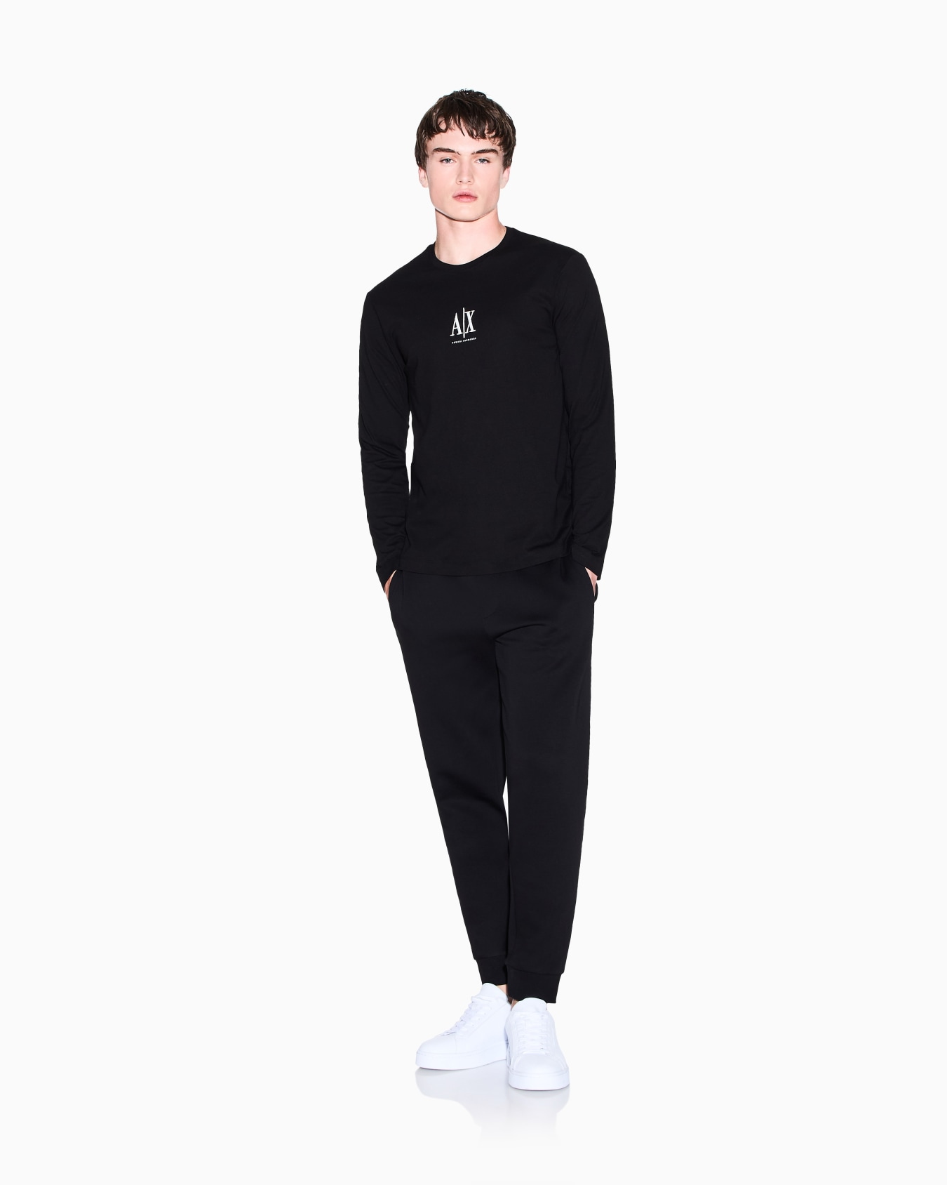 Long-sleeved T-shirt with embroidered logo Slide 1
