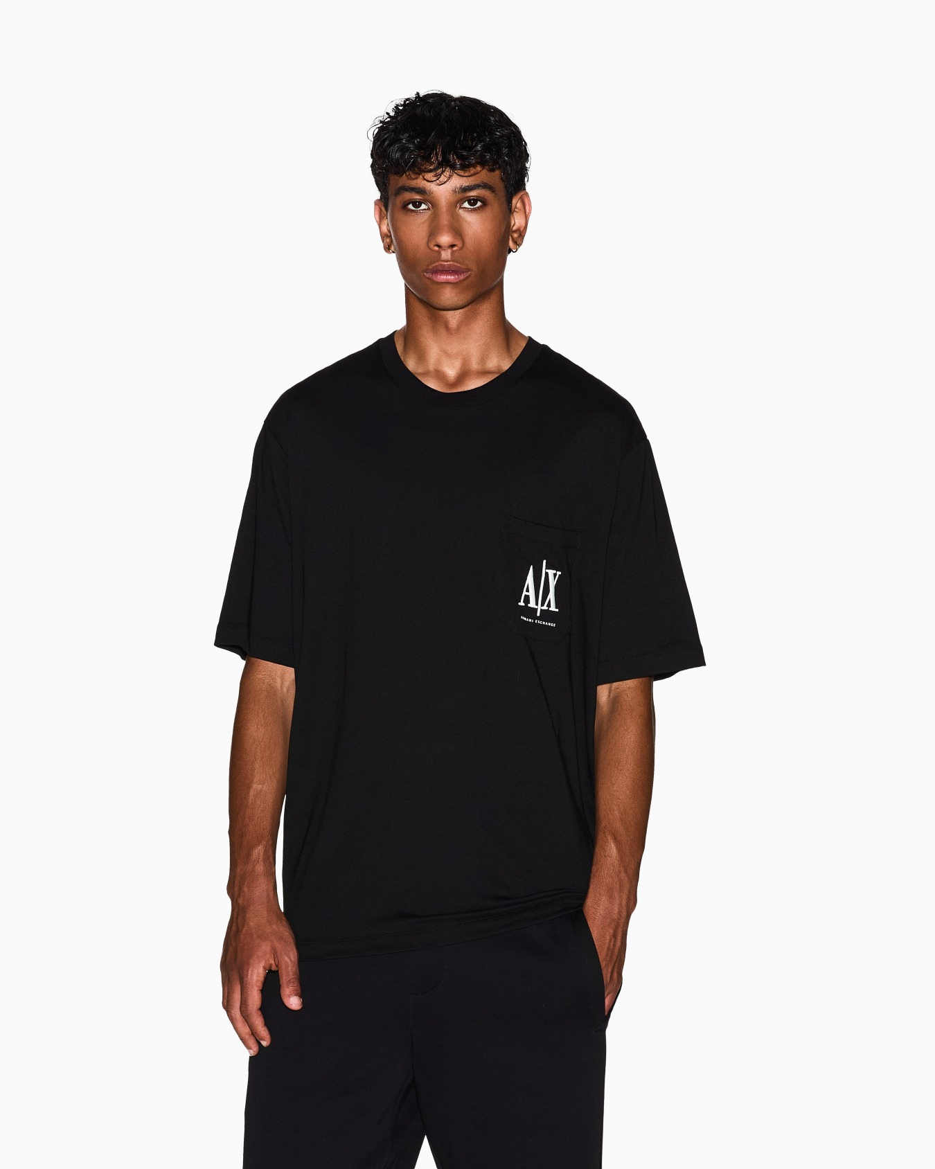 Regular fit T-shirt with pocket and logo Slide 4