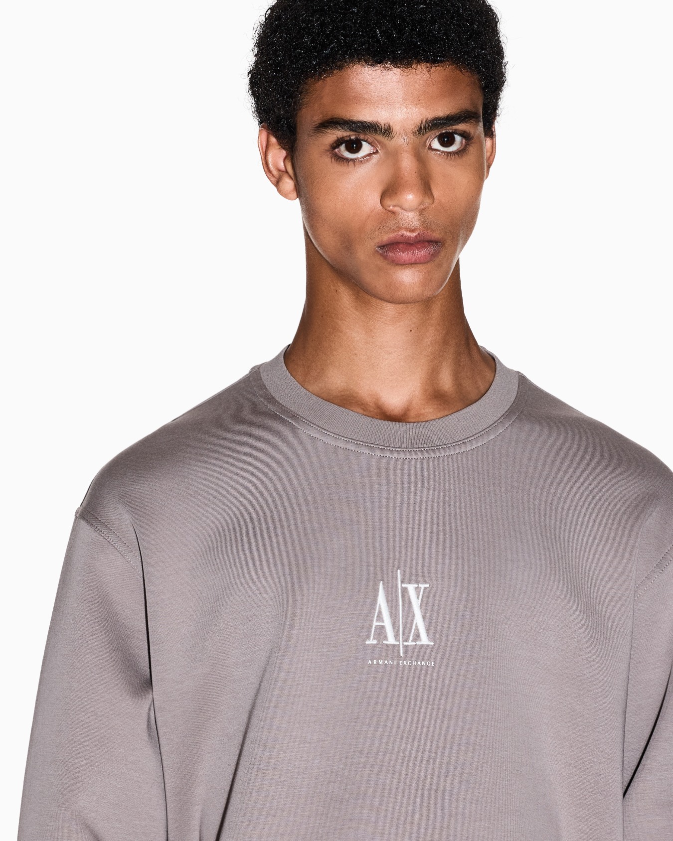 Crewneck sweatshirt with embroidered logo Slide 4