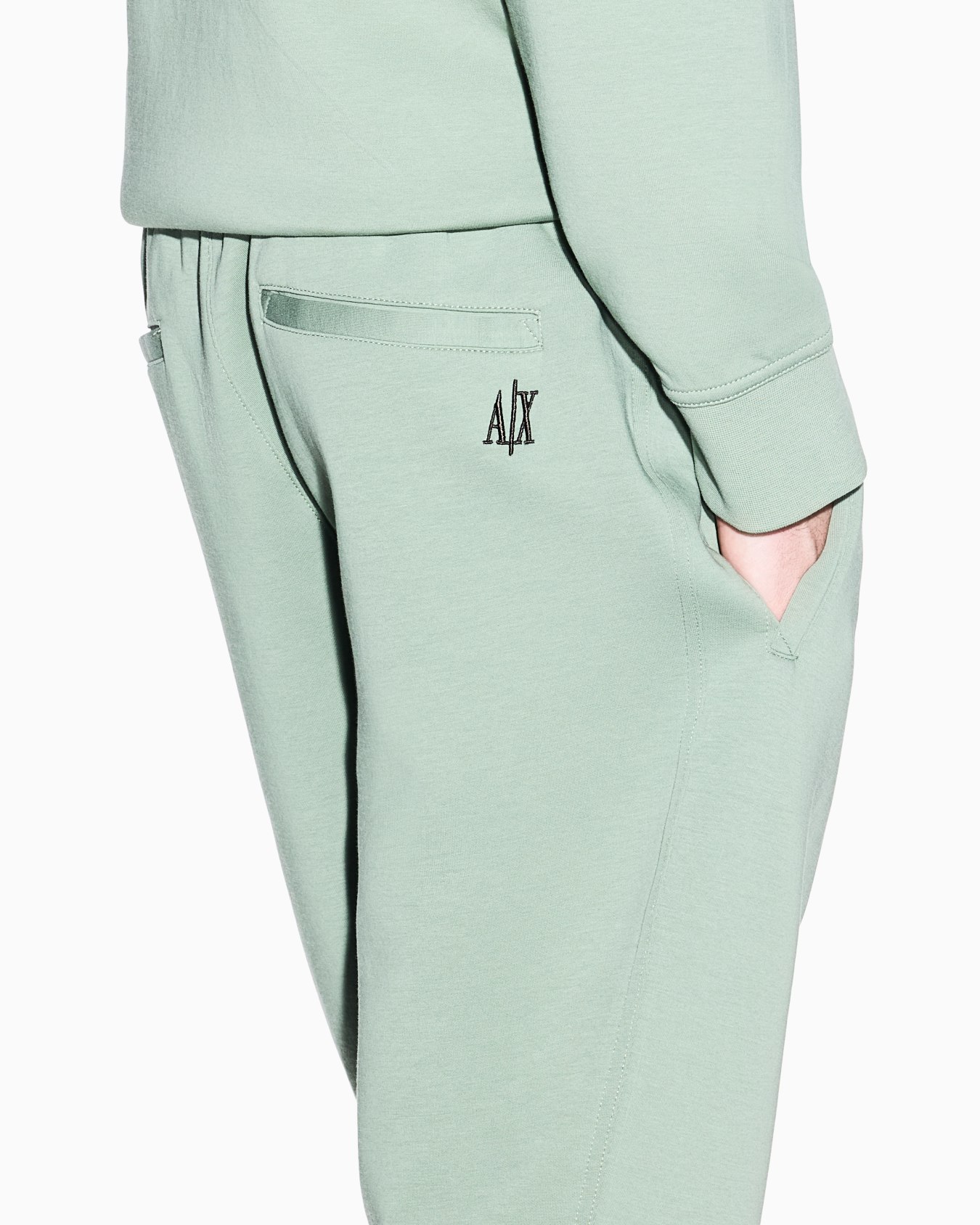 Lightweight fabric jogger pants Slide 4