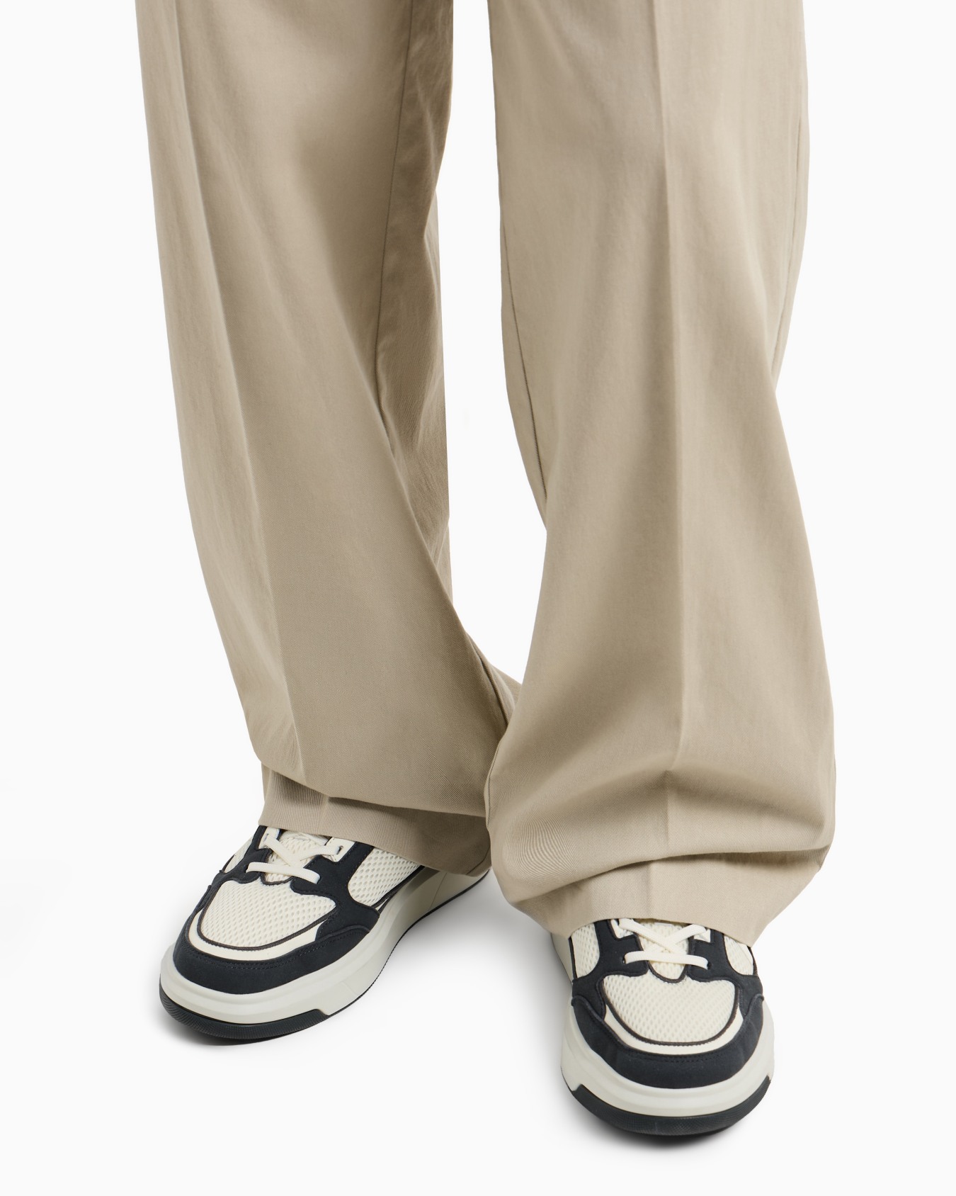 Oversized cotton twill trousers Slide 4