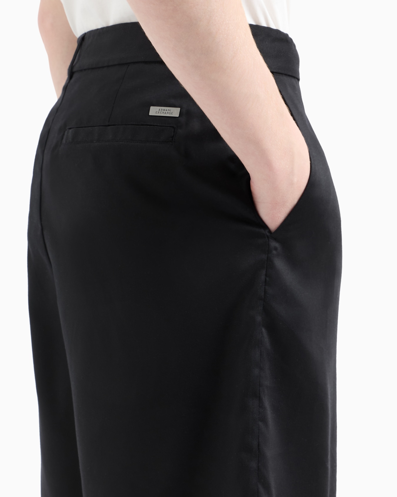 Lyocell Bermuda Shorts Slide 4