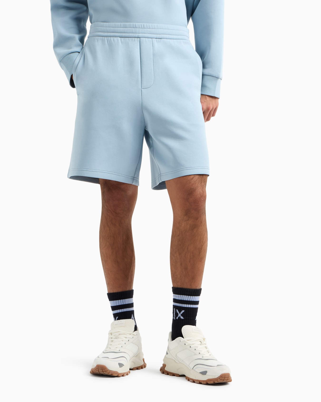 Basic Bermuda in stretch fabric Slide 3