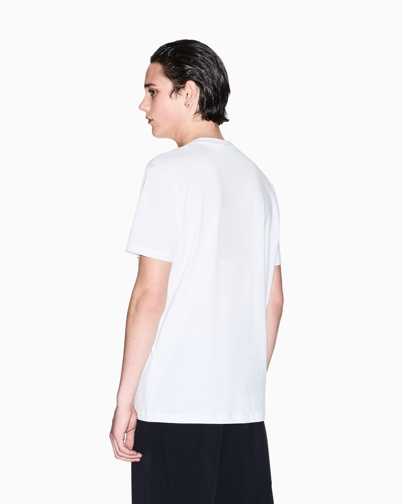 <オンライン限定>AXロゴ 半袖クルーネックTシャツ スライドする 2