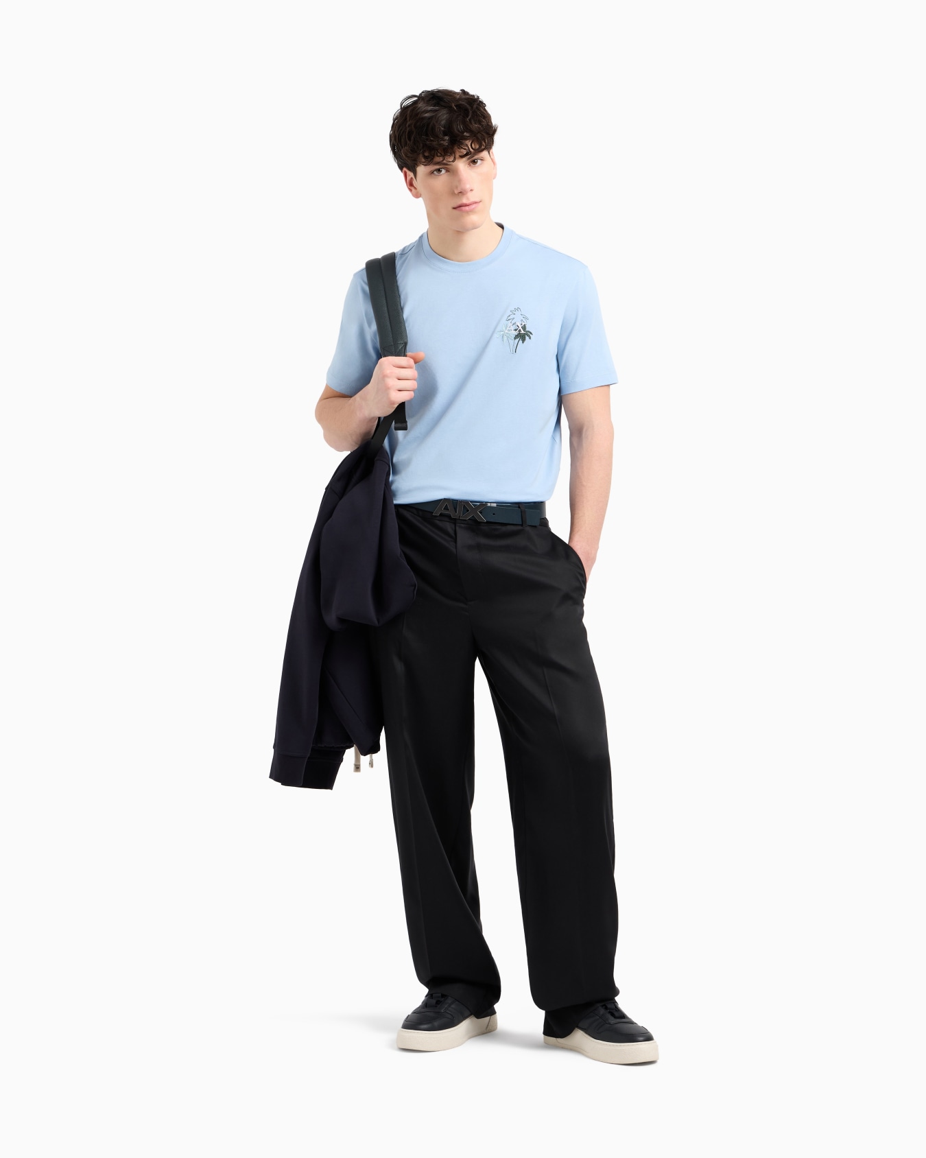 Regular fit T-shirt with print on the chest Slide 1