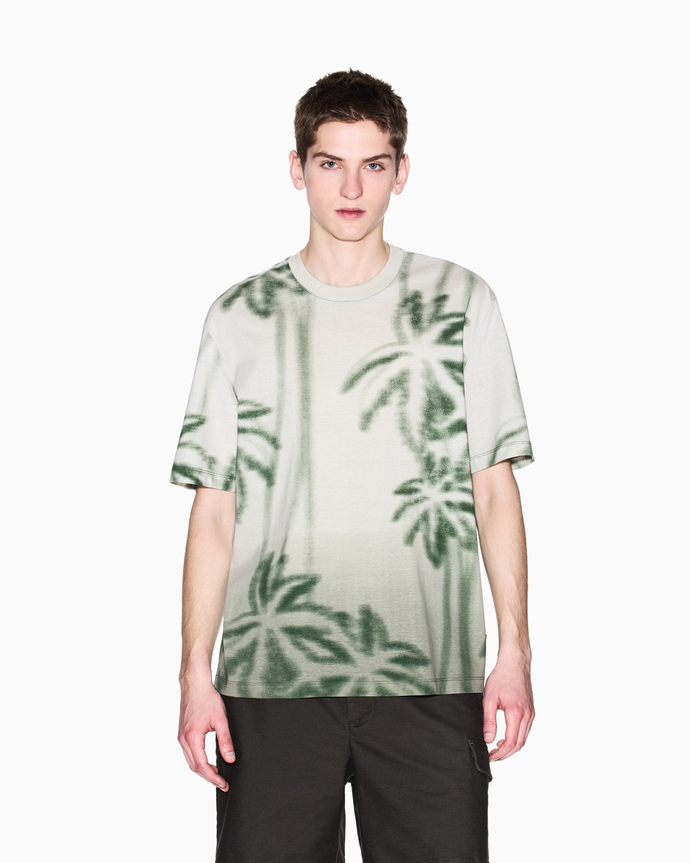 T-shirt coupe régulière à imprimé palmier Diapositive 3