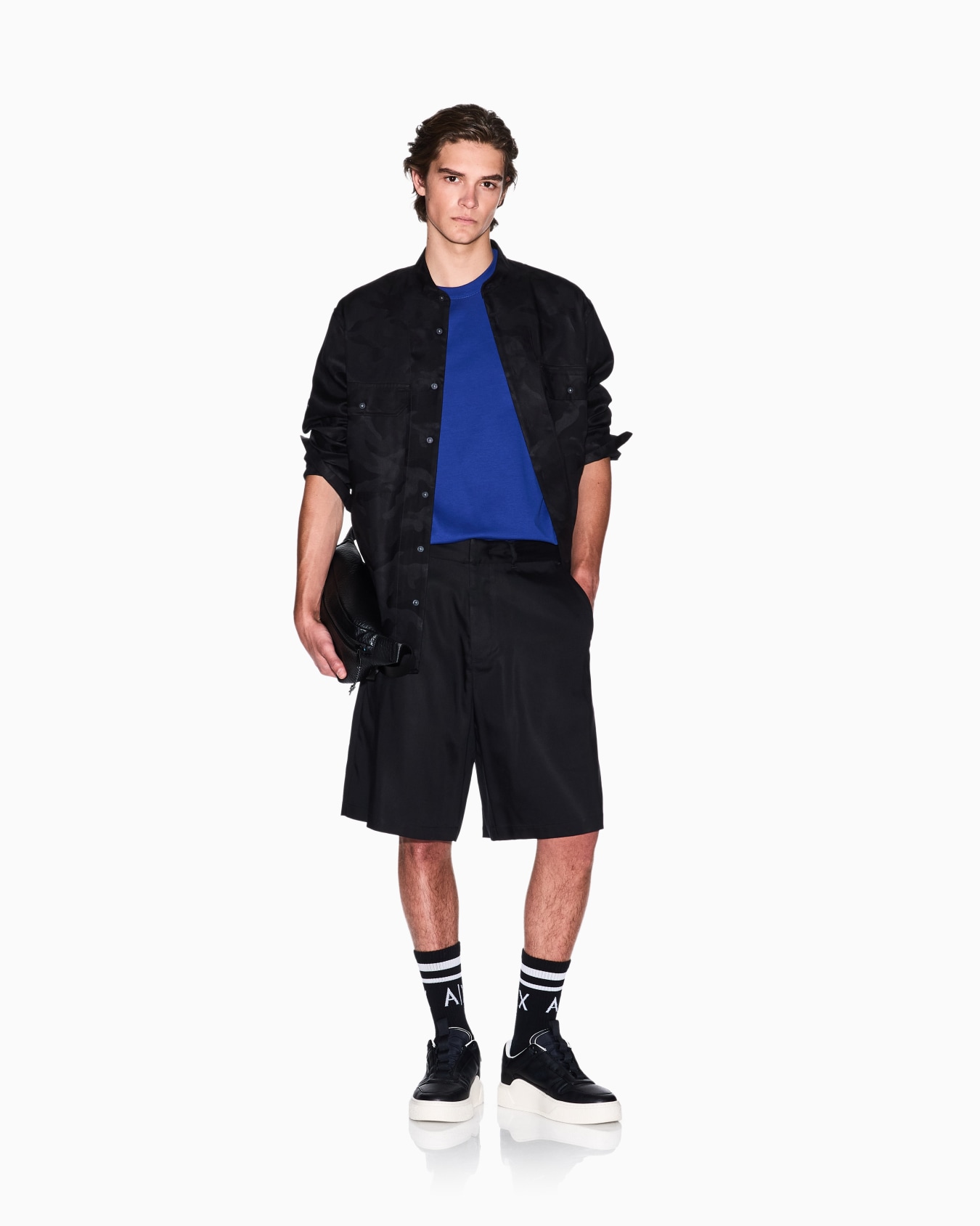 Regular fit T-shirt with print on the chest Slide 1