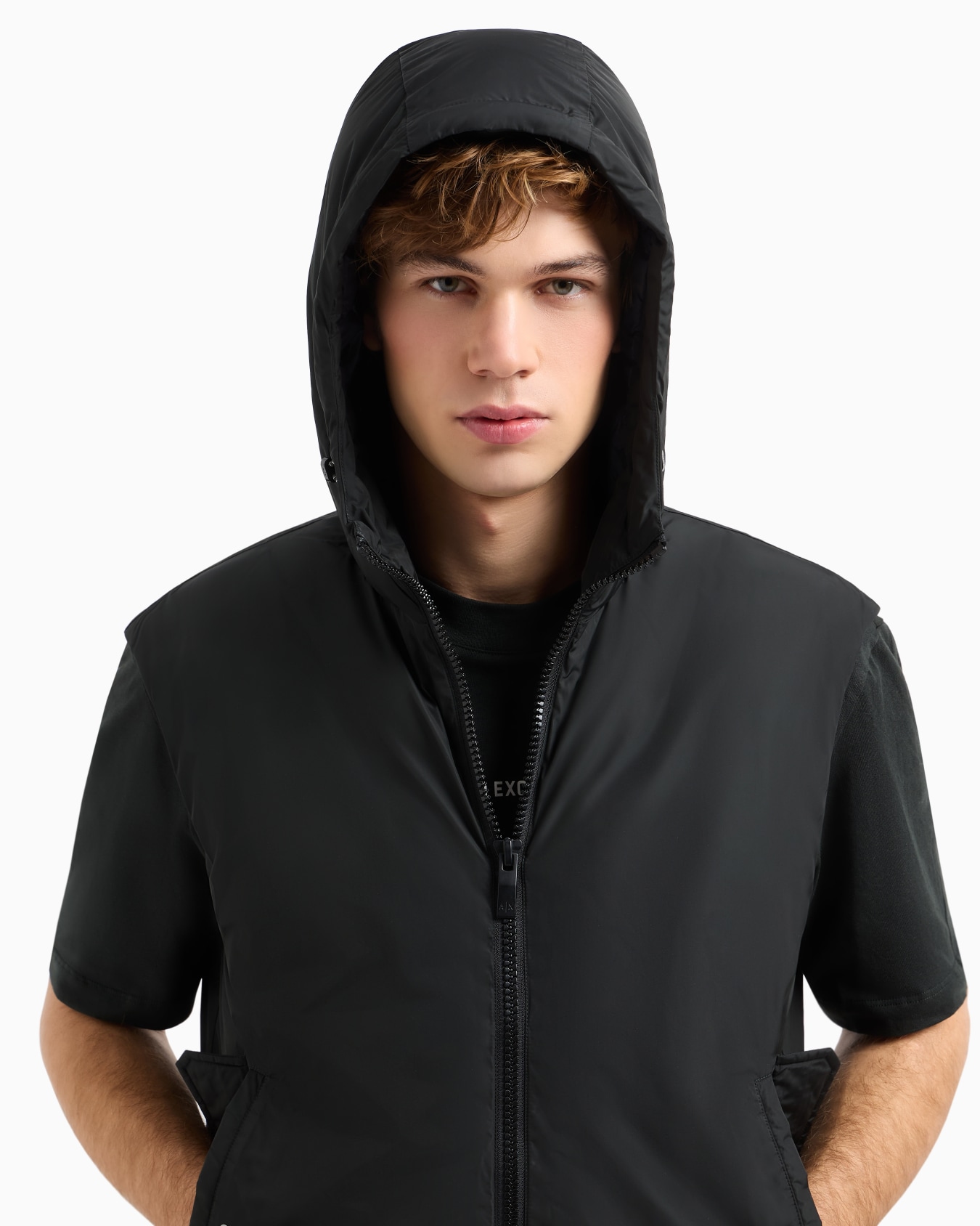 Sleeveless jacket with hood Diapositiva 4