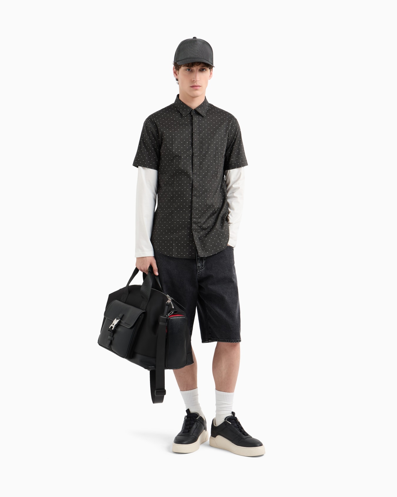 Slim fit short sleeve shirt Slide 1