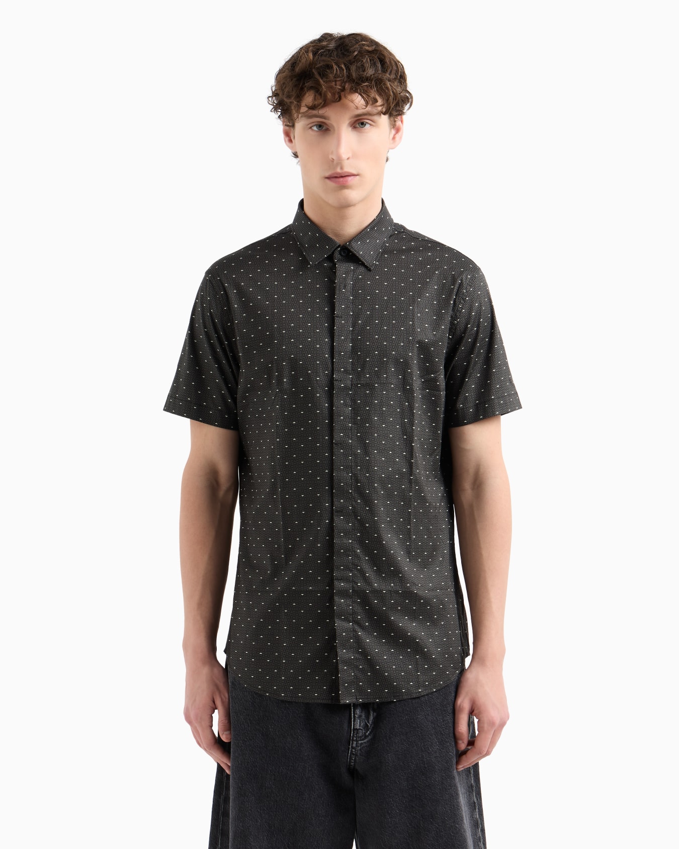 Slim fit short sleeve shirt Slide 3