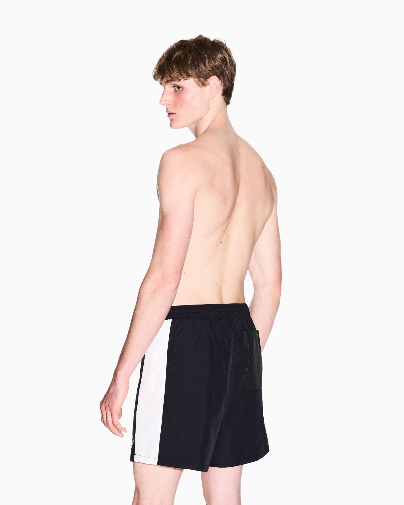 Boxer costume with contrasting profiles Slide 2