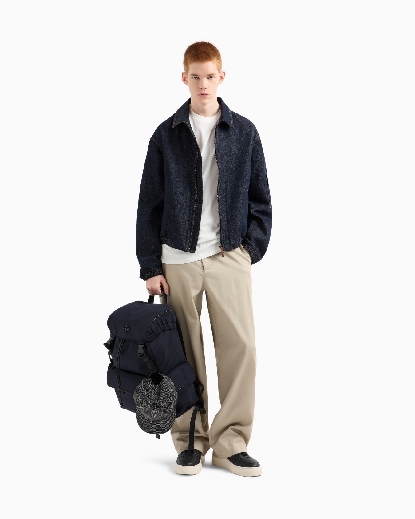 T-shirt regular fit basic Slide 1