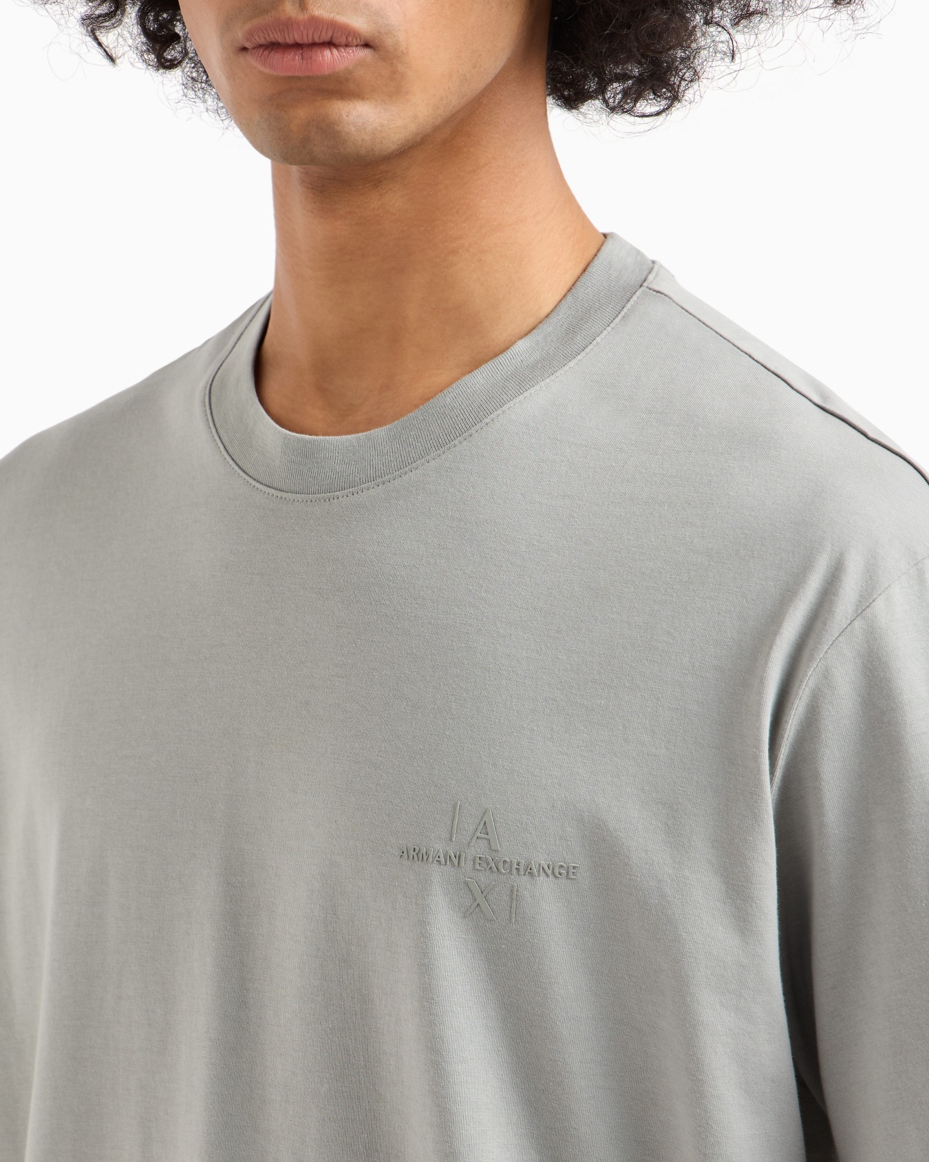 Regular fit cotton T-shirt with logo Slide 4