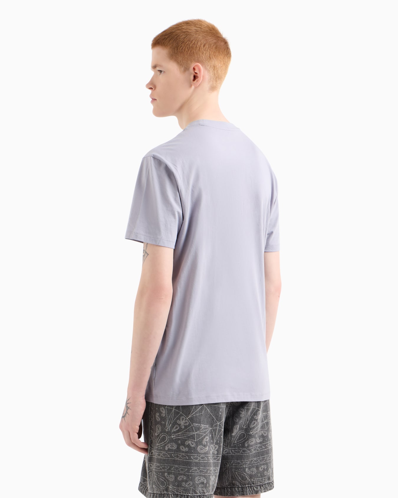 Regular fit T-shirt with patterned pocket Slide 2